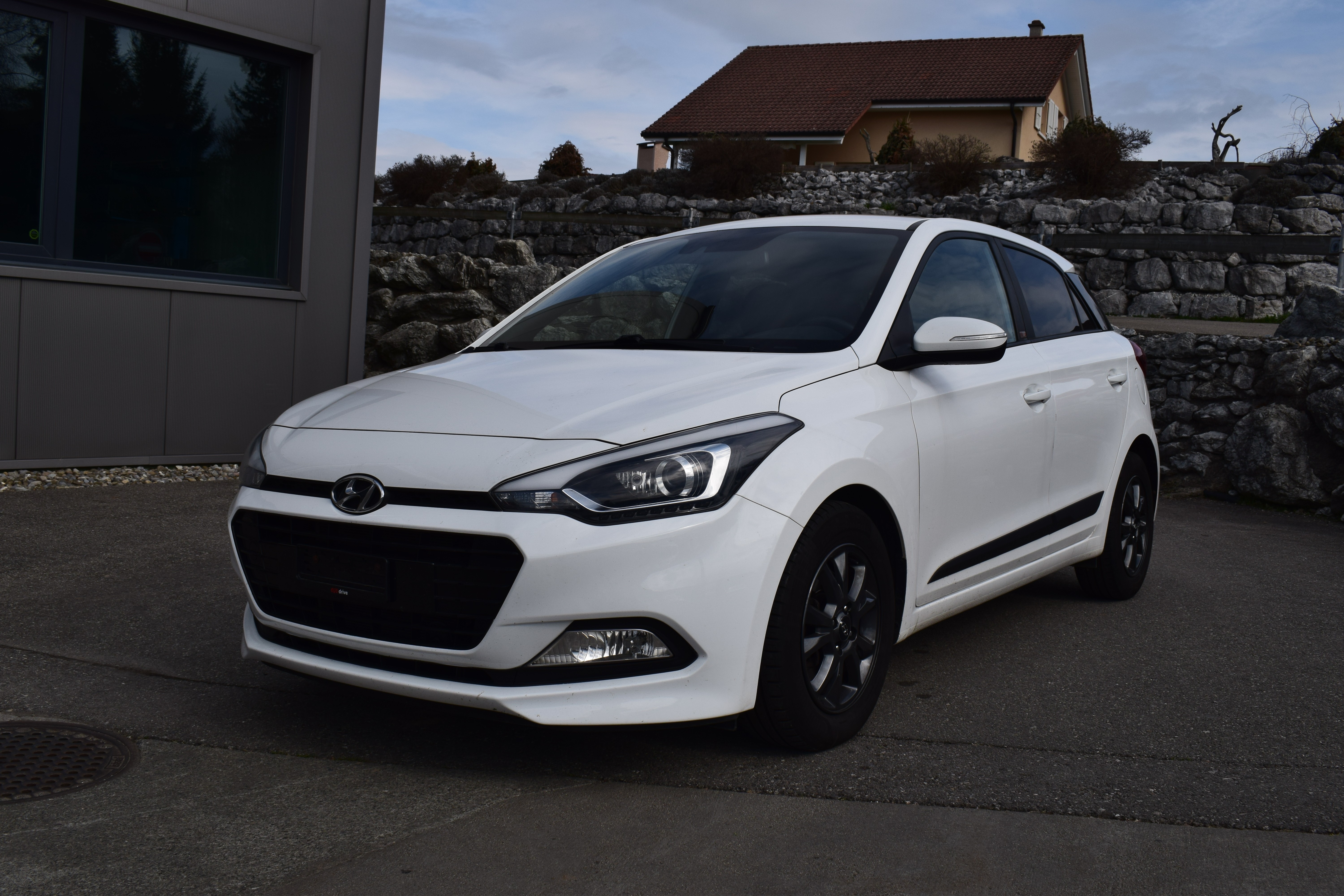 HYUNDAI i20 1.0 T-GDi Amplia