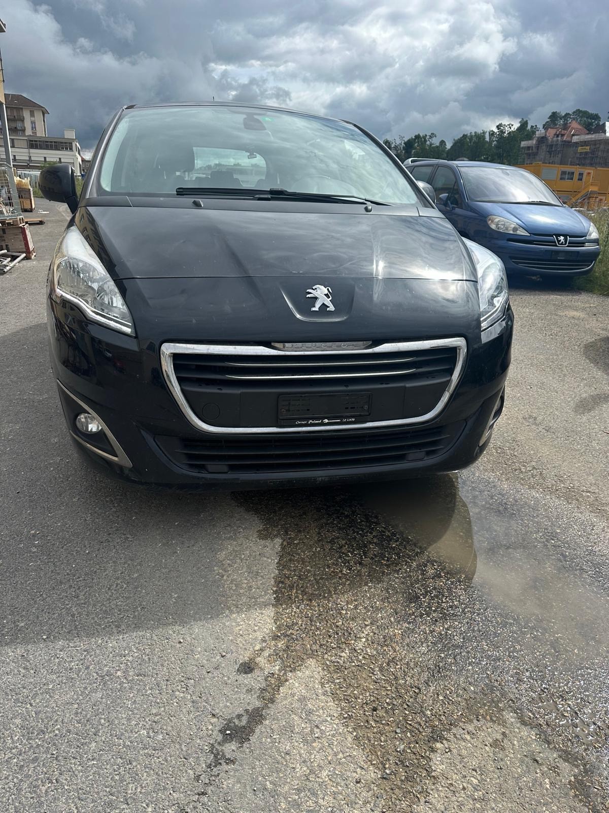 PEUGEOT 5008 1.6 16V T Style