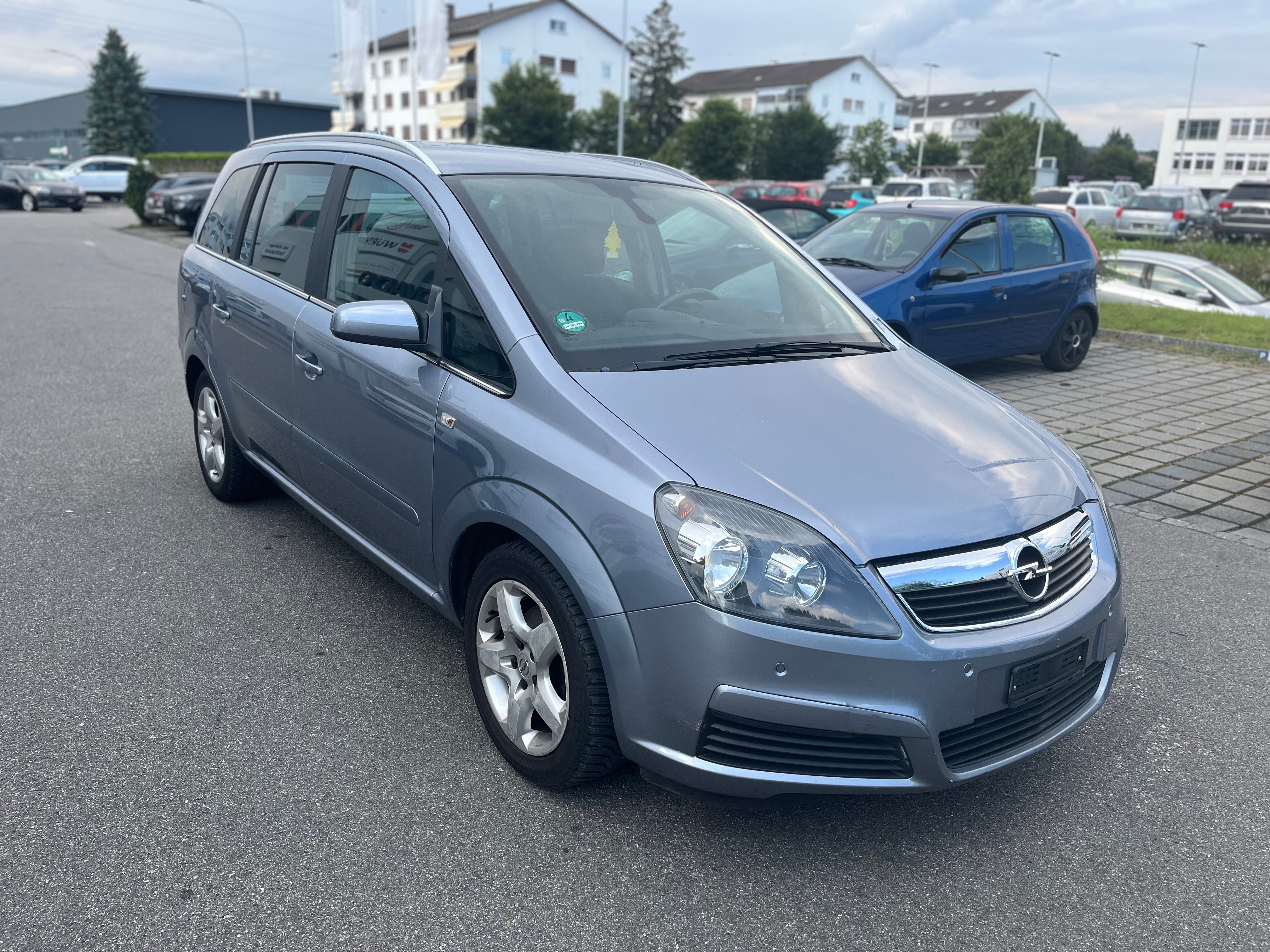 OPEL Zafira 1.8i 16V Enjoy