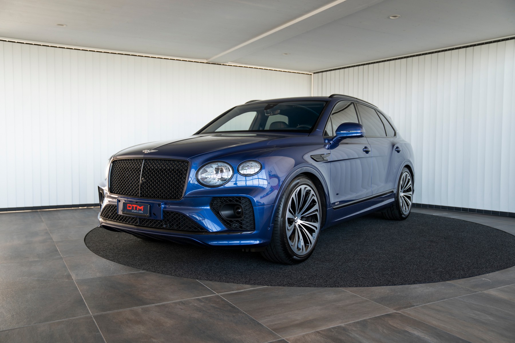 BENTLEY Bentayga V8 First Edition