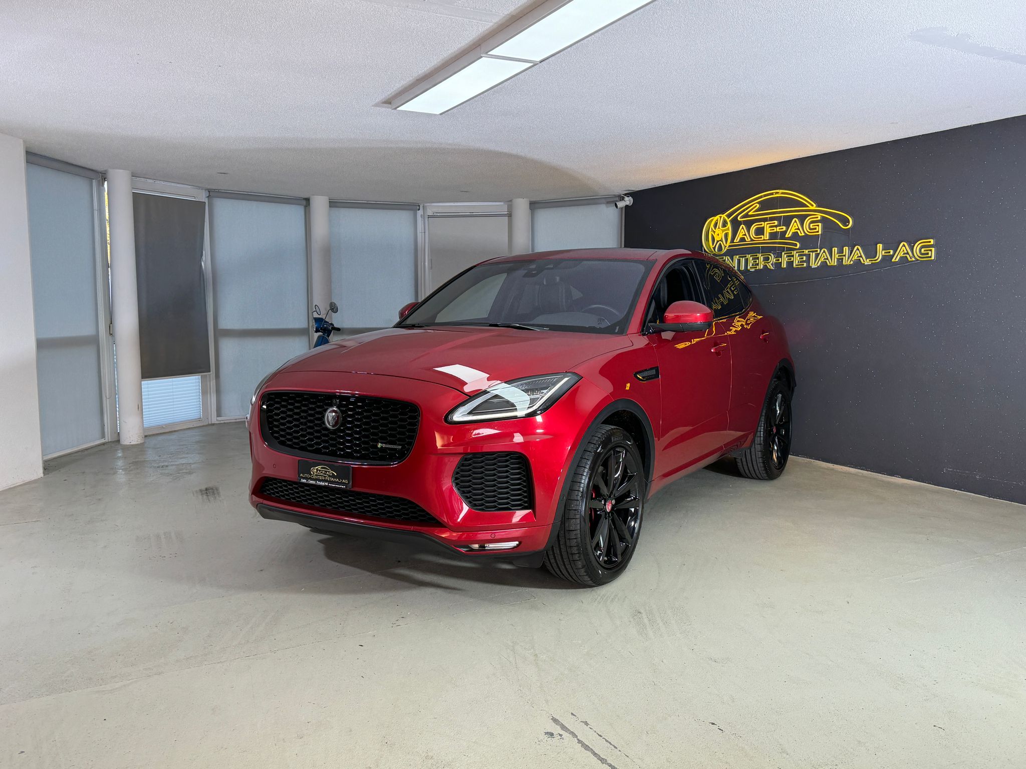 JAGUAR E-Pace 2.0 P250 R-Dynamic HSE AWD