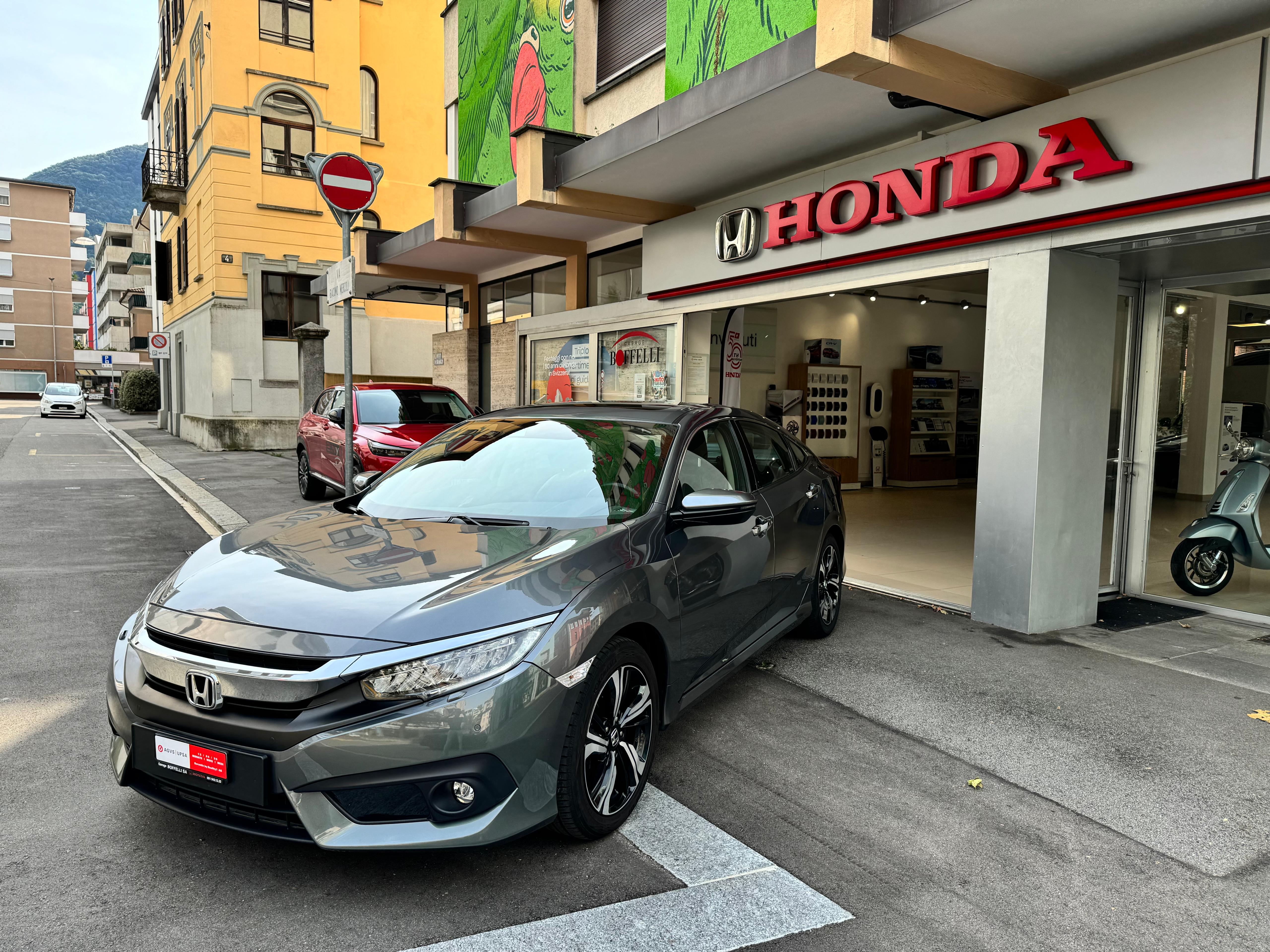 HONDA Civic Sedan 1.5 VTEC Executive Premium CVT