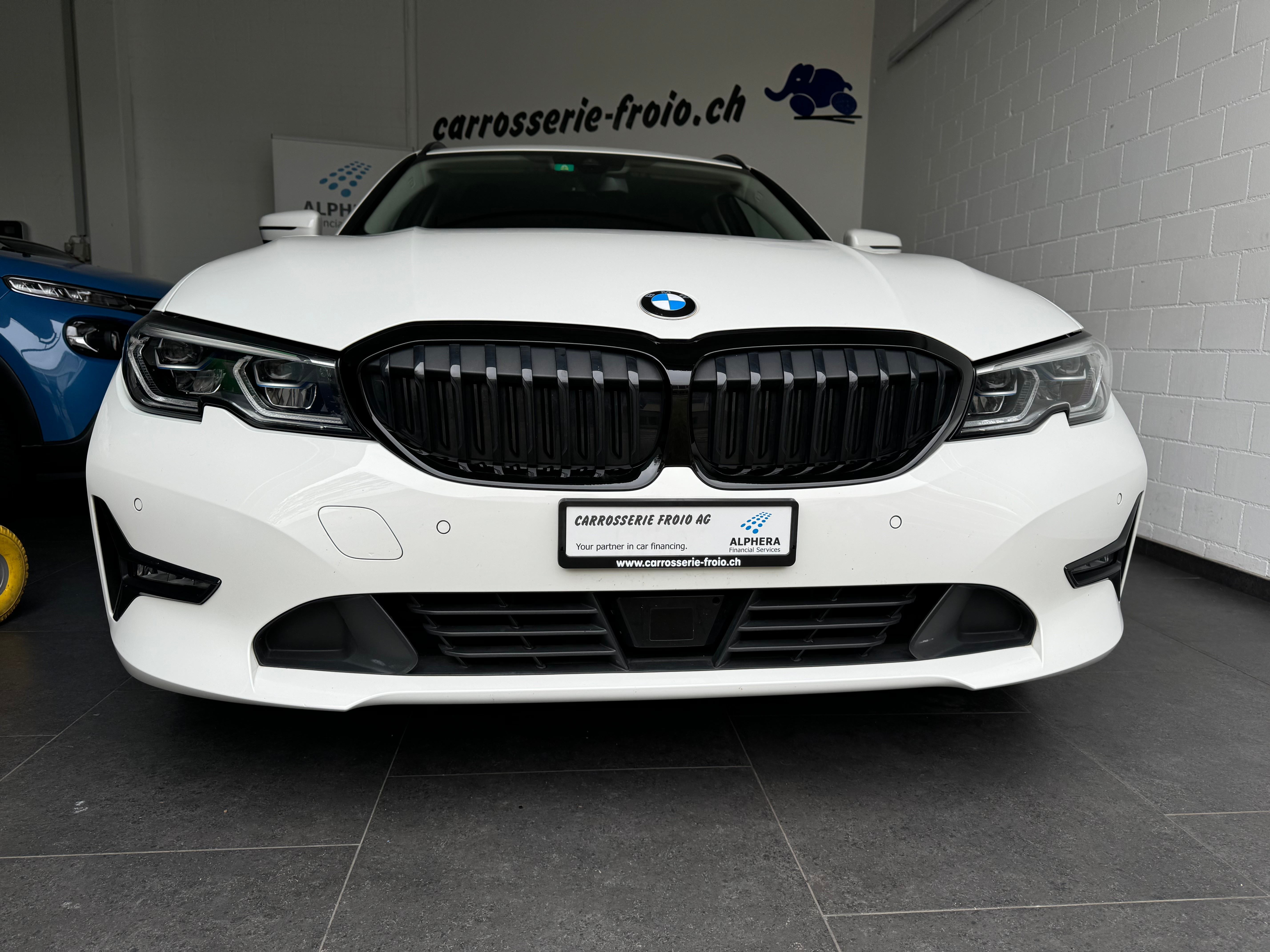 BMW 320d xDrive 48V Touring Steptronic