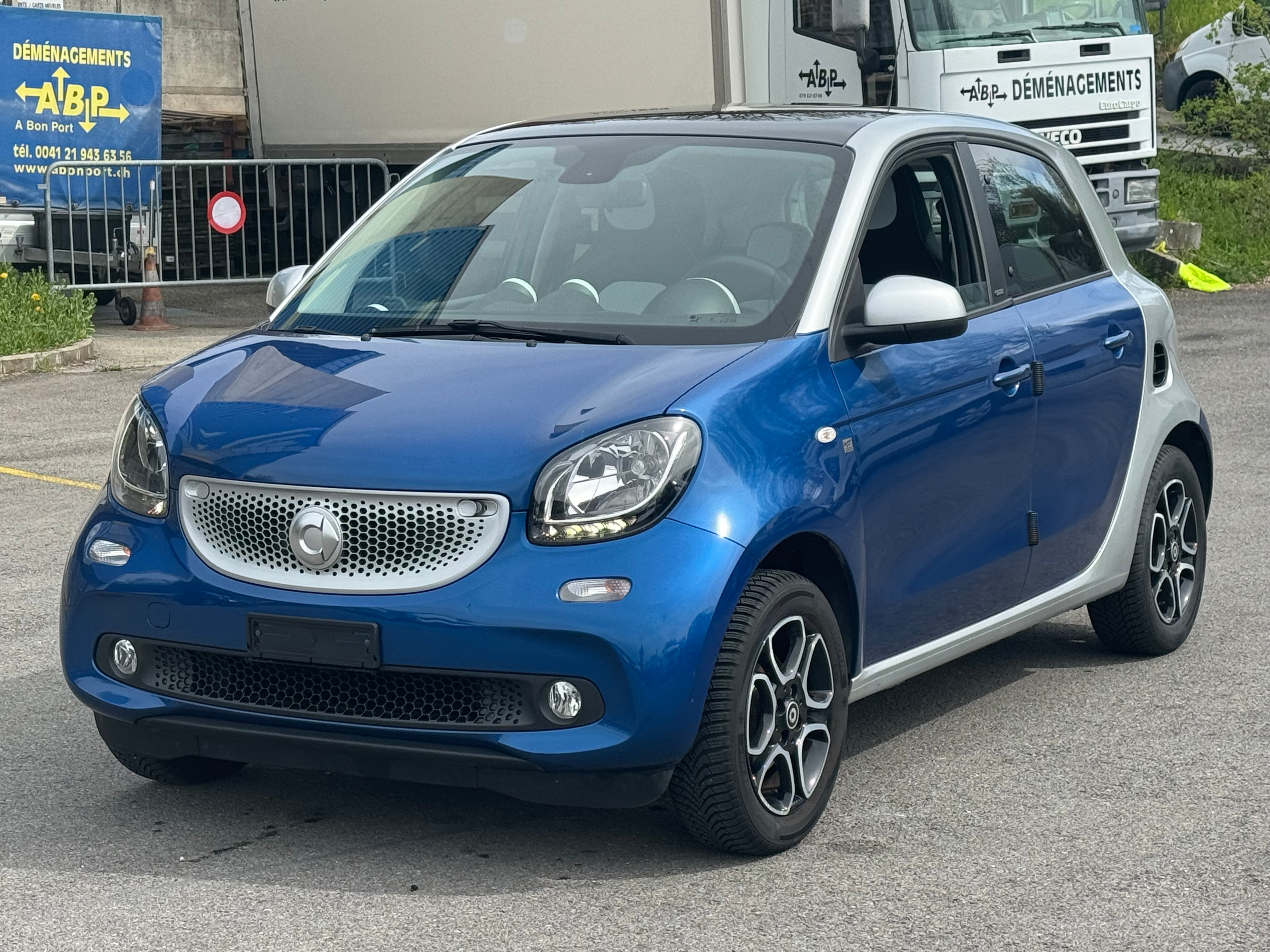 SMART forfour prime twinamic