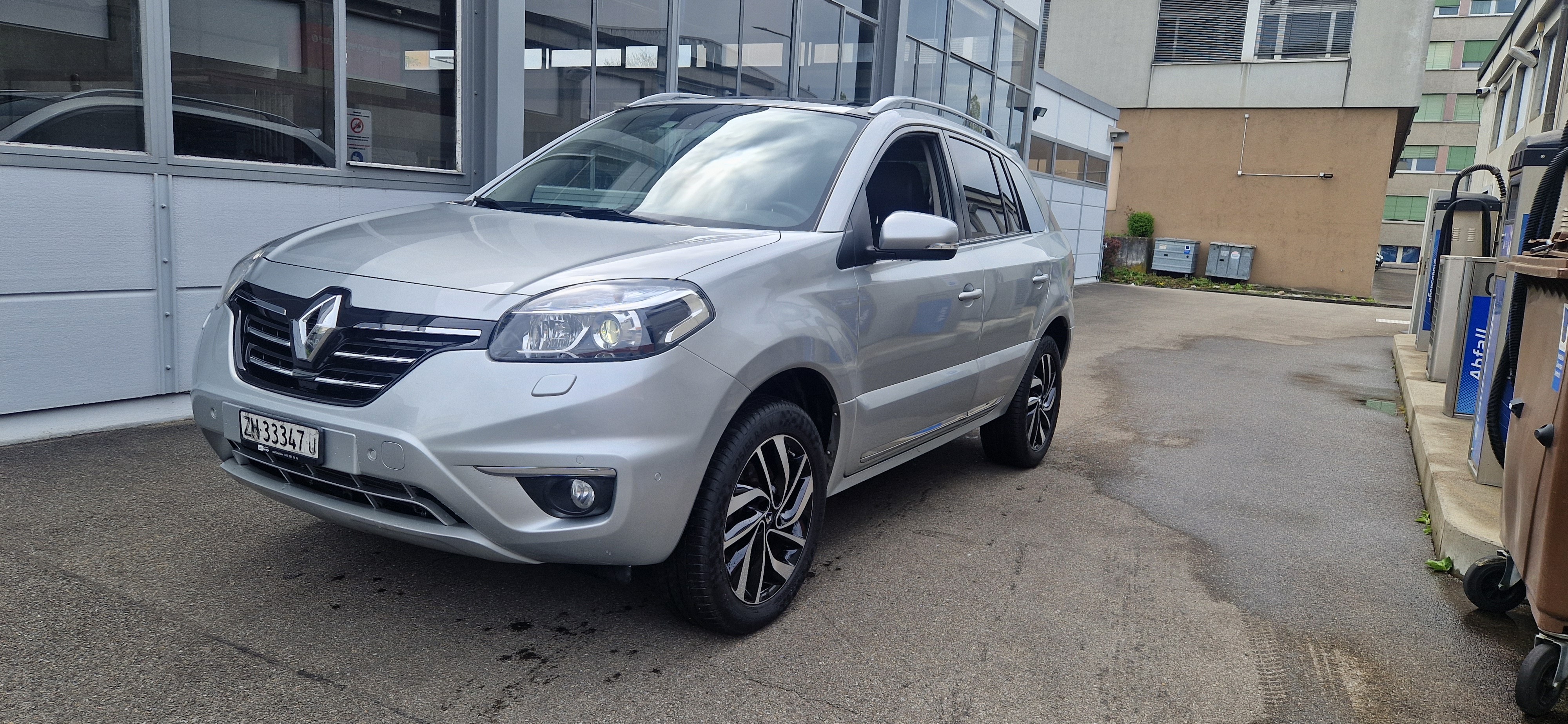 RENAULT Koleos 2.5 Swiss Edition 4x4 Automatic