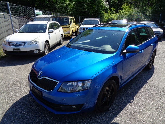 SKODA Octavia Combi 1.8 TSI Elegance 4x4 DSG