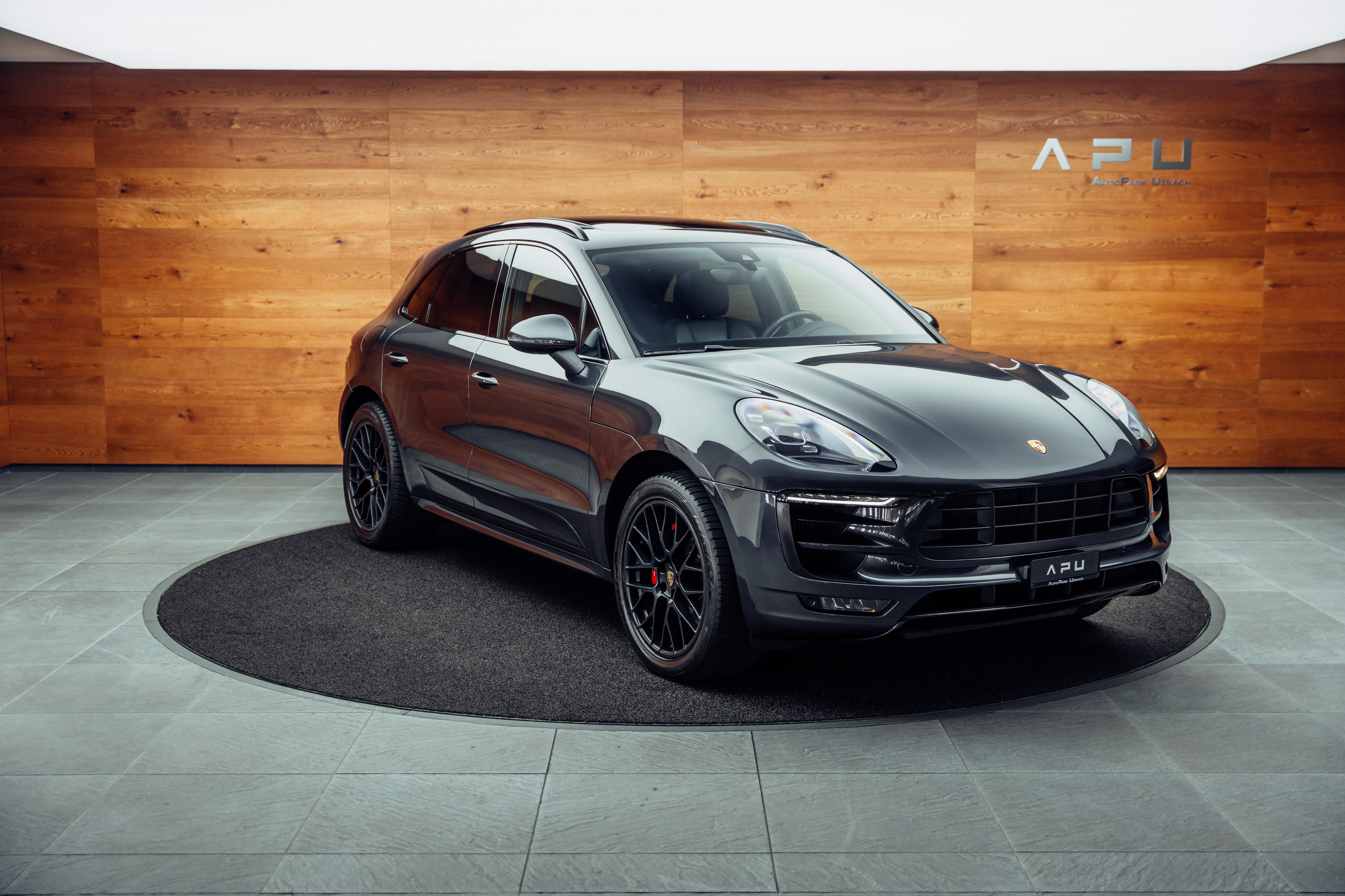 PORSCHE Macan GTS PDK