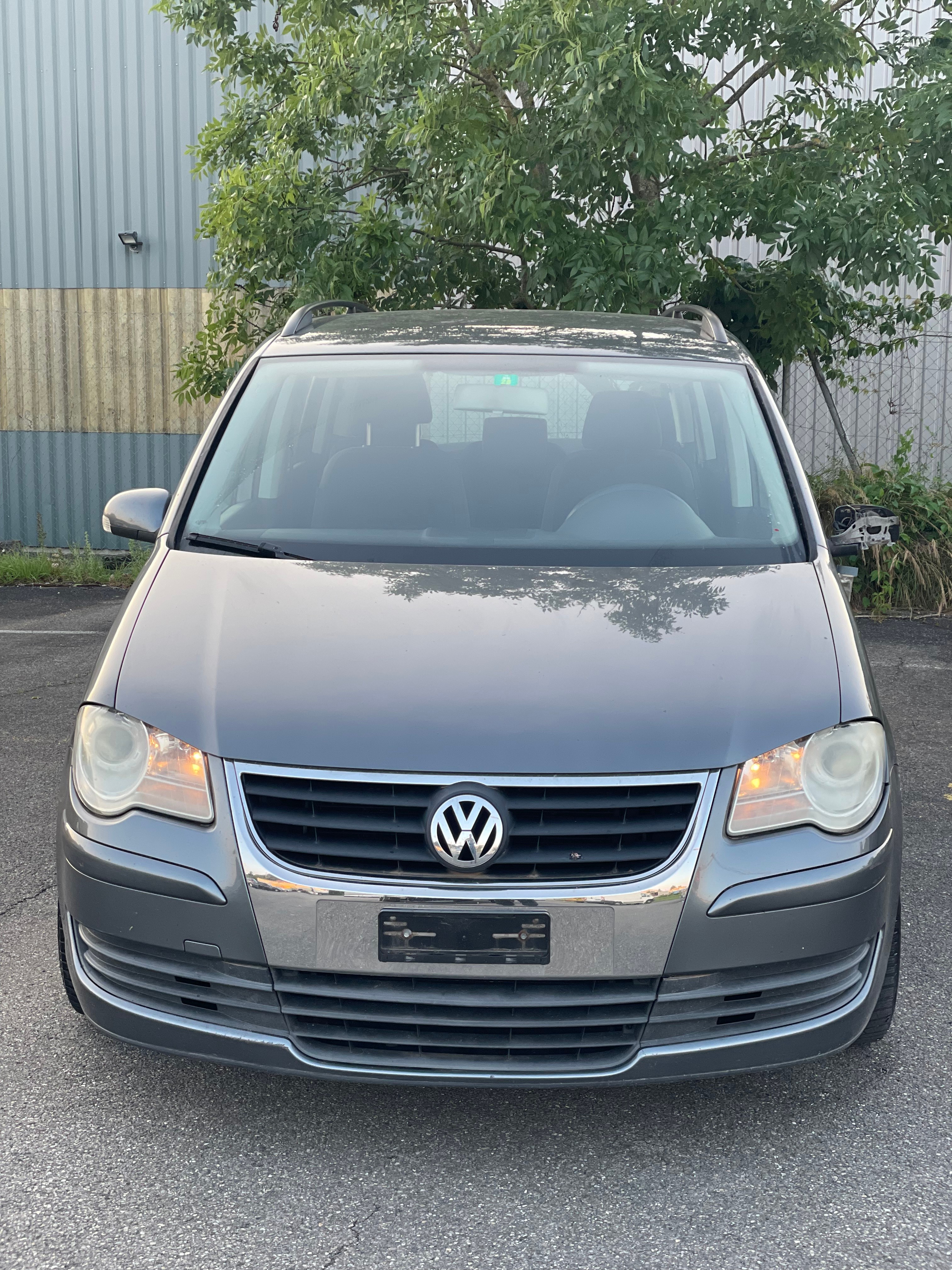 VW TOURAN