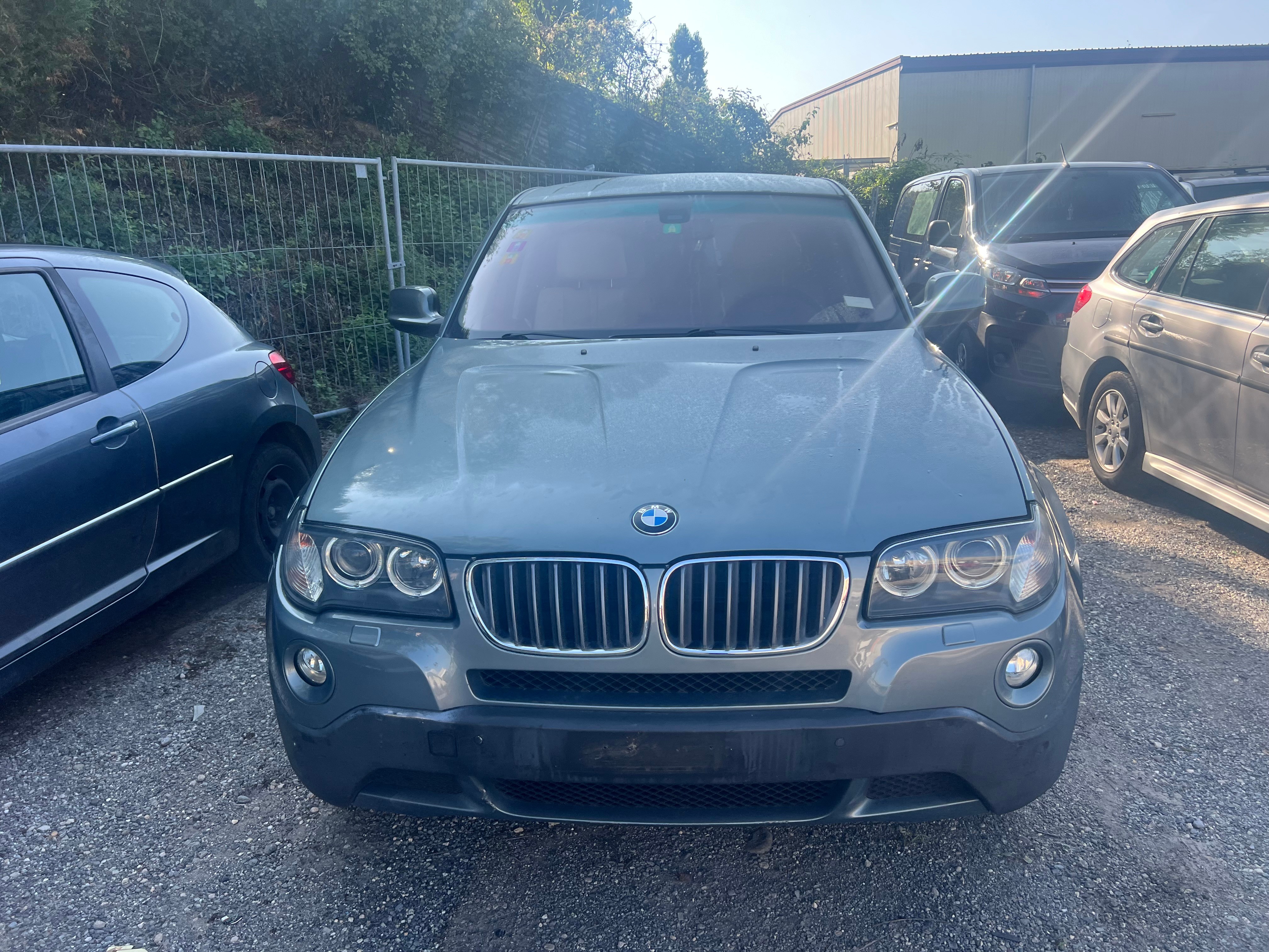 BMW X3 xDrive 25i (2.5si)