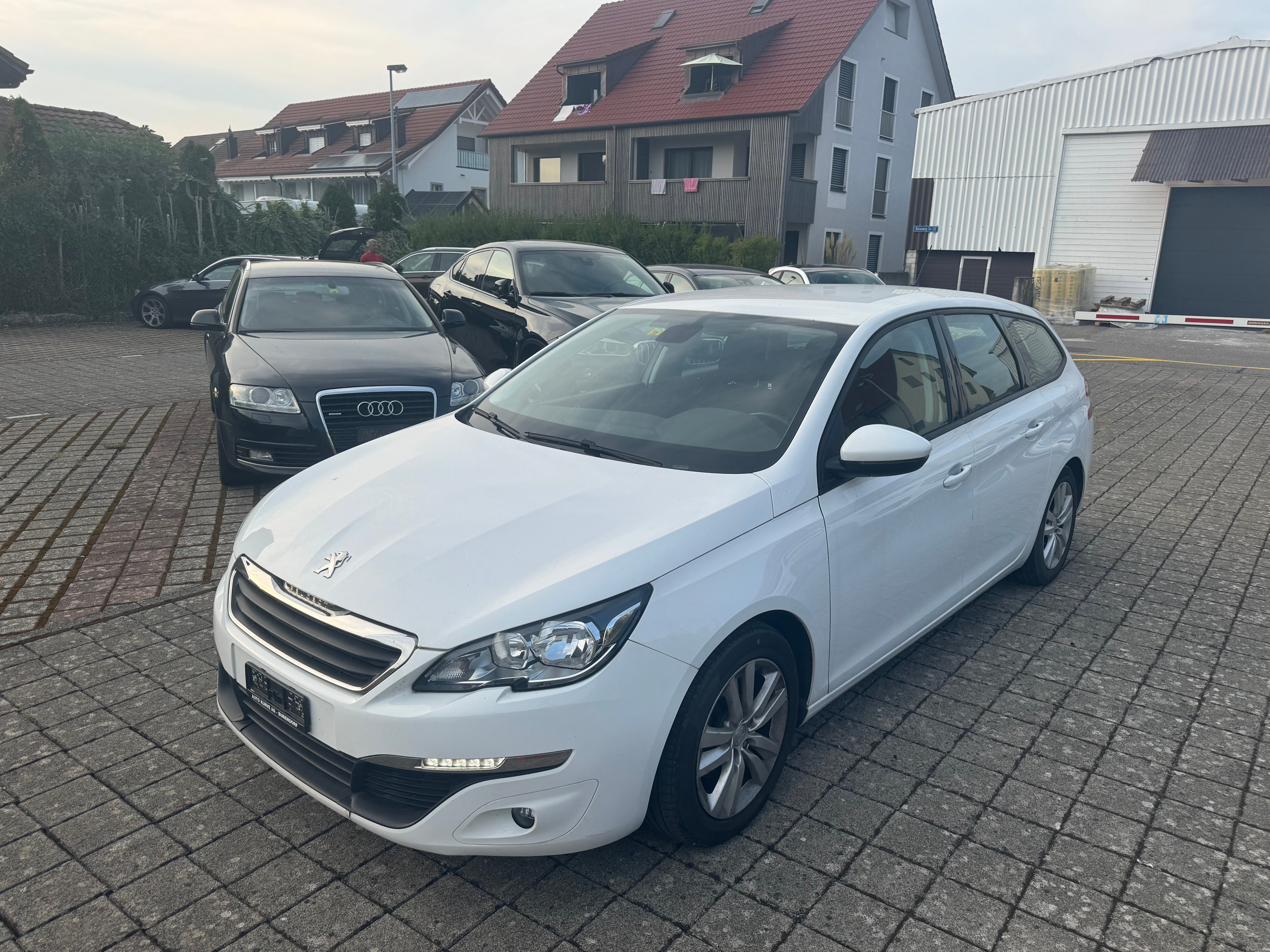 PEUGEOT 308 SW 1.6 BlueHDI Active