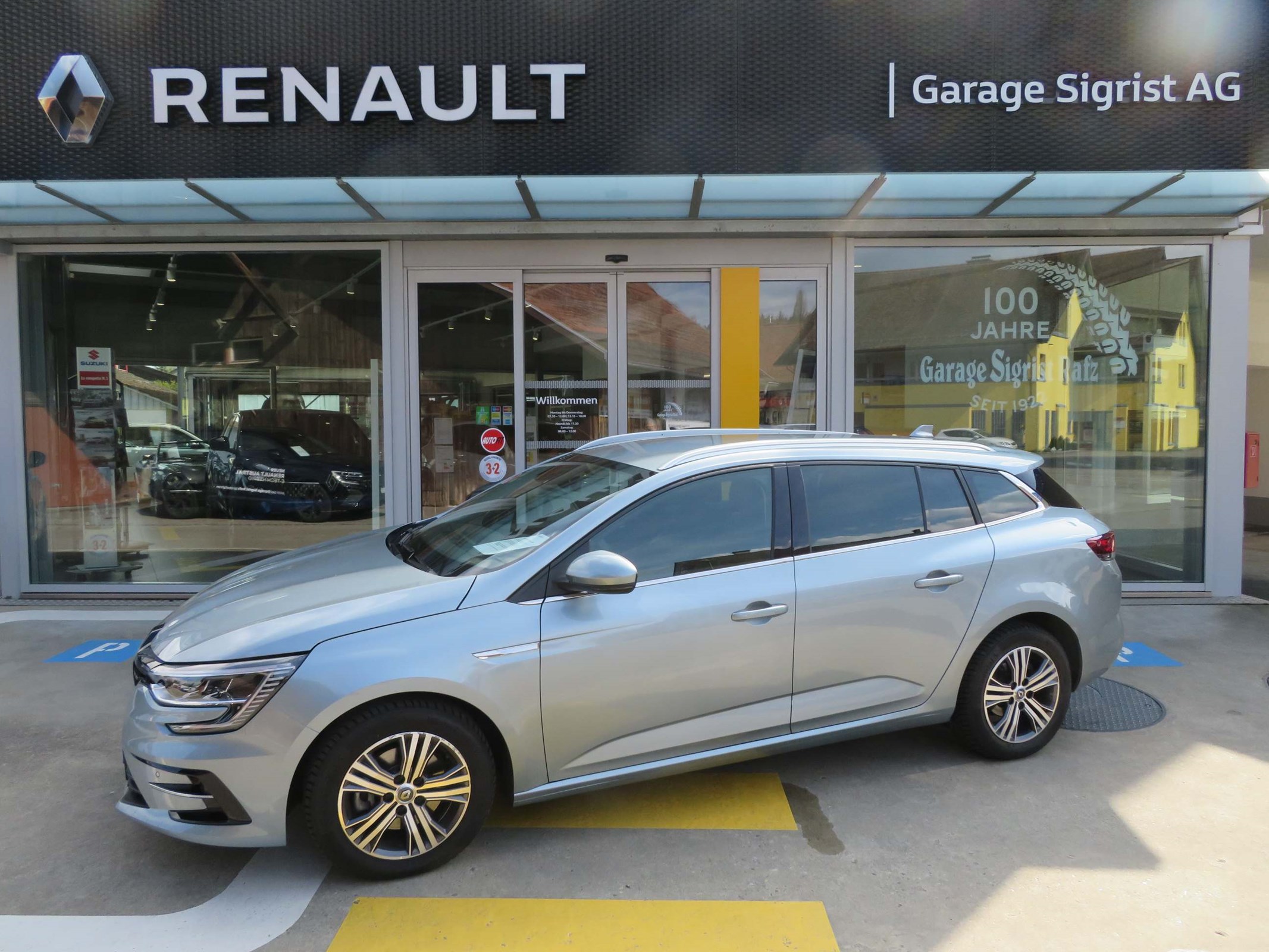 RENAULT Mégane Grandtour 1.3 TCe 160 Intens EDC