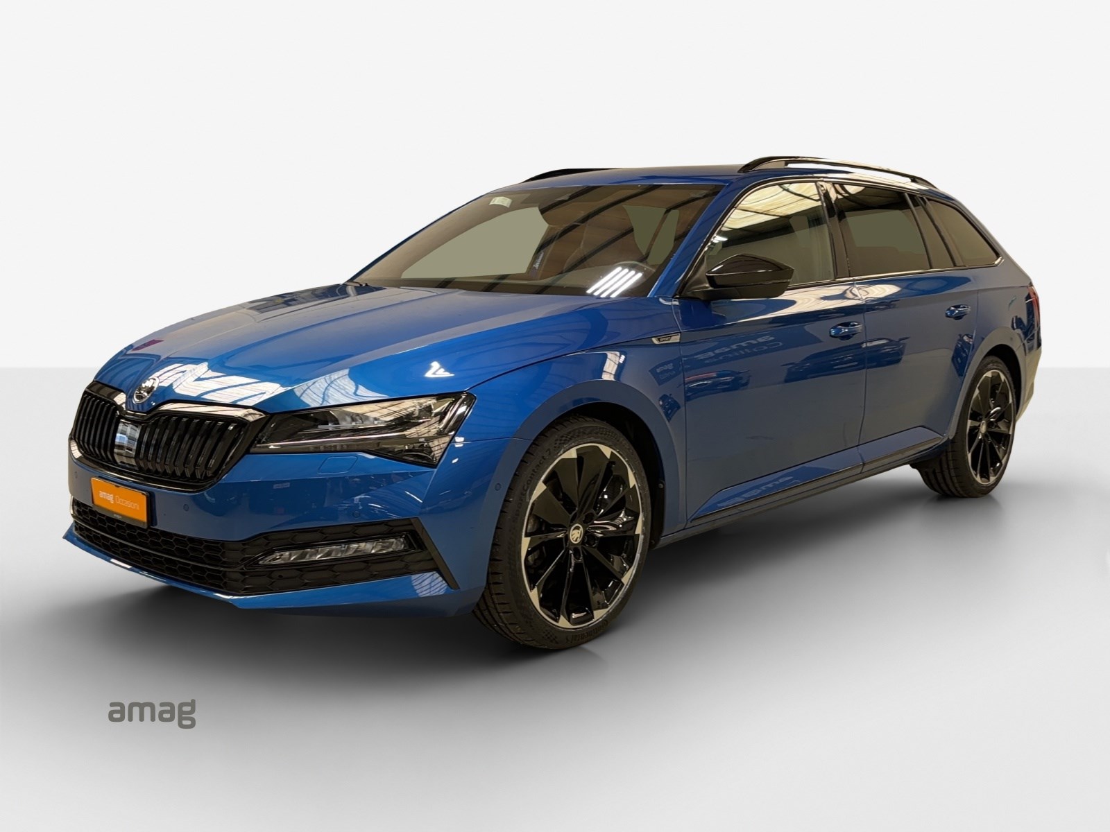 SKODA Superb Combi 2.0 TDi SportLine 4x4 DSG