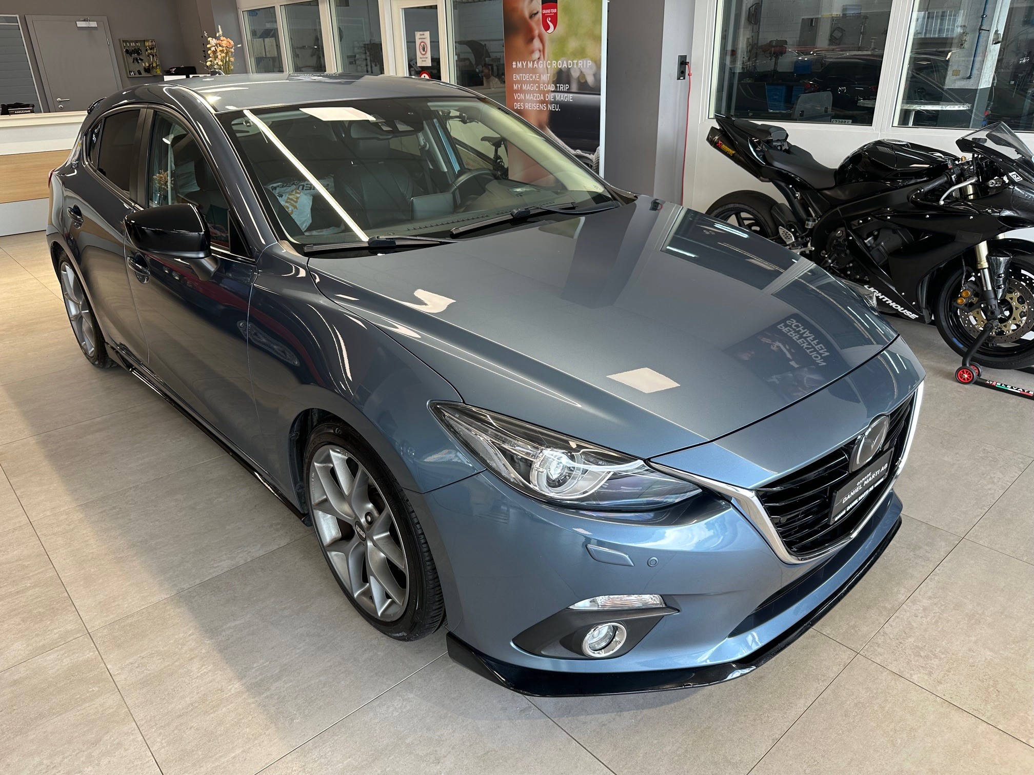 MAZDA 3 2.0 16V Revolution