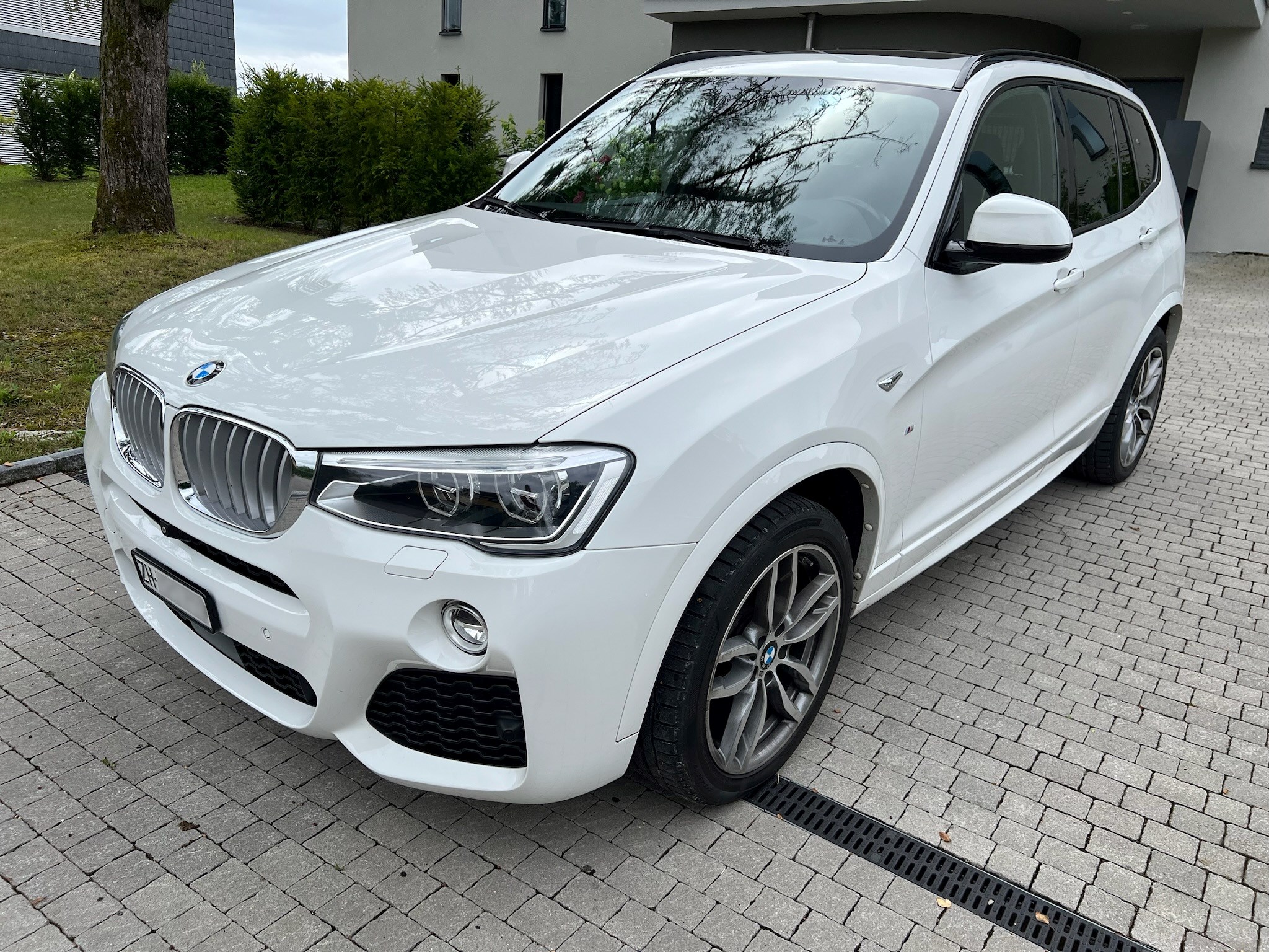 BMW X3 xDrive 30d Steptronic M-Sport, 8-fach, Bremsen neu