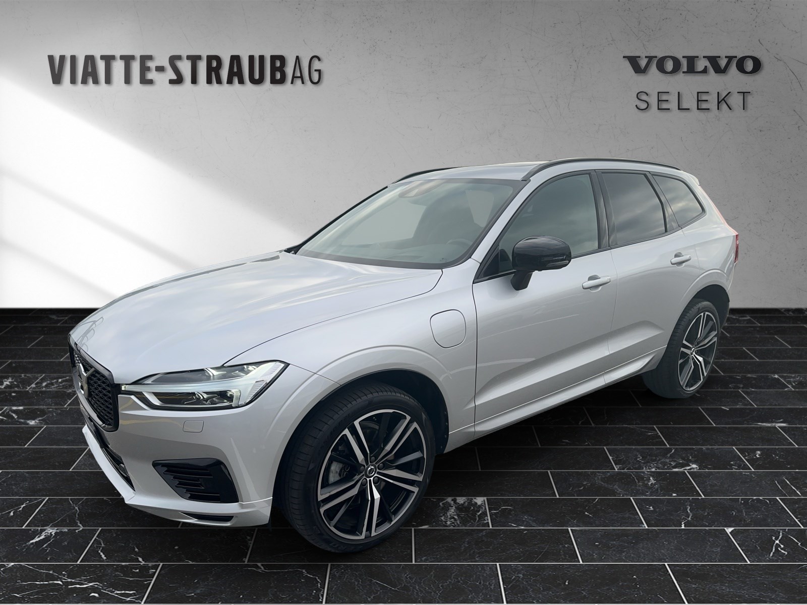 VOLVO XC60 2.0 T8 TE R-Design eAWD