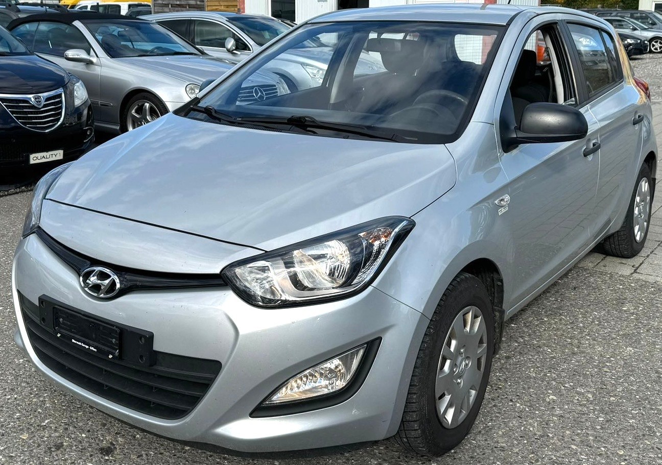 HYUNDAI i20 1.2 Comfort (Klima ** BO5)