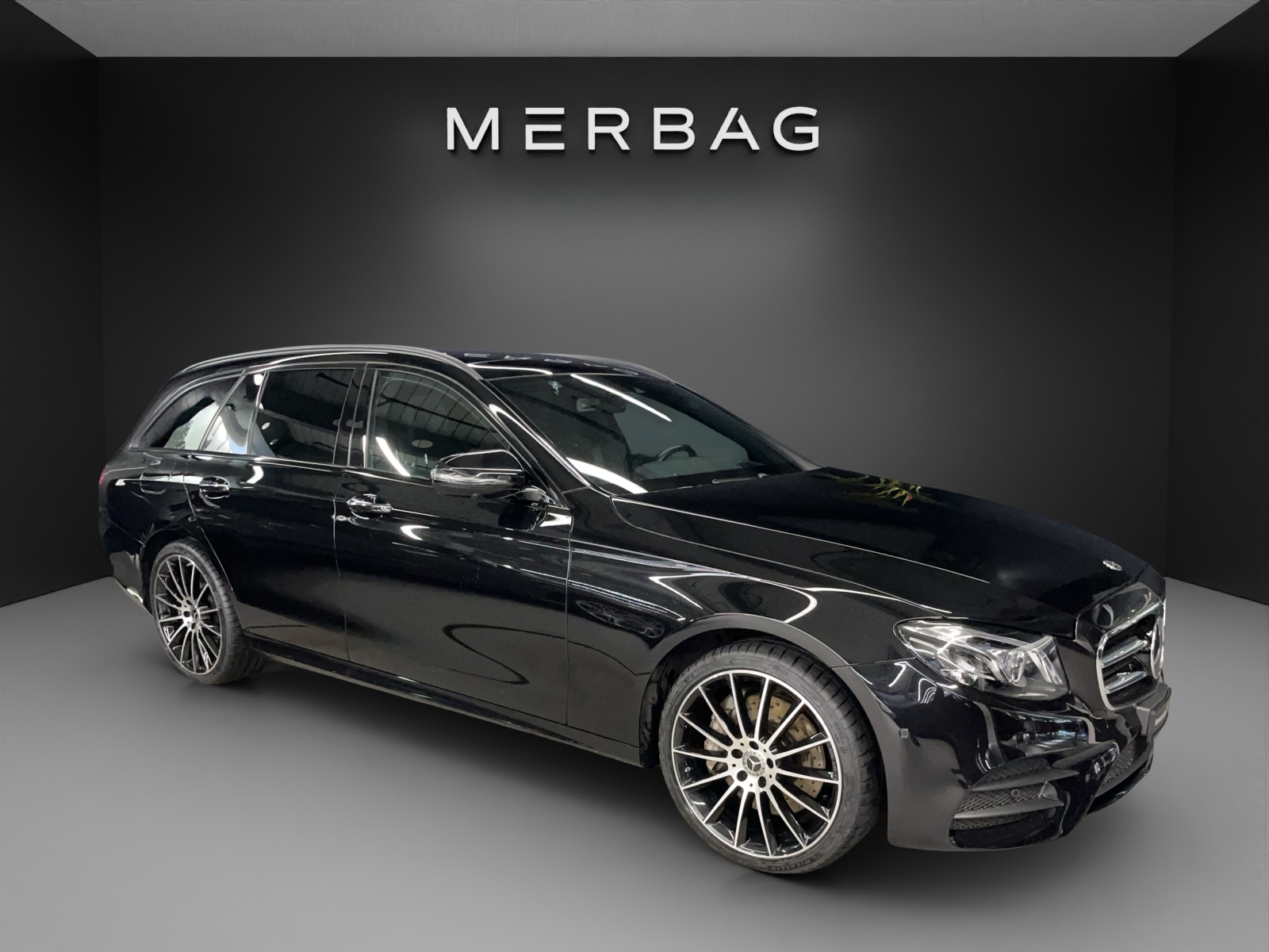 MERCEDES-BENZ E 450 AMG Line 4 Matic 9G-Tronic