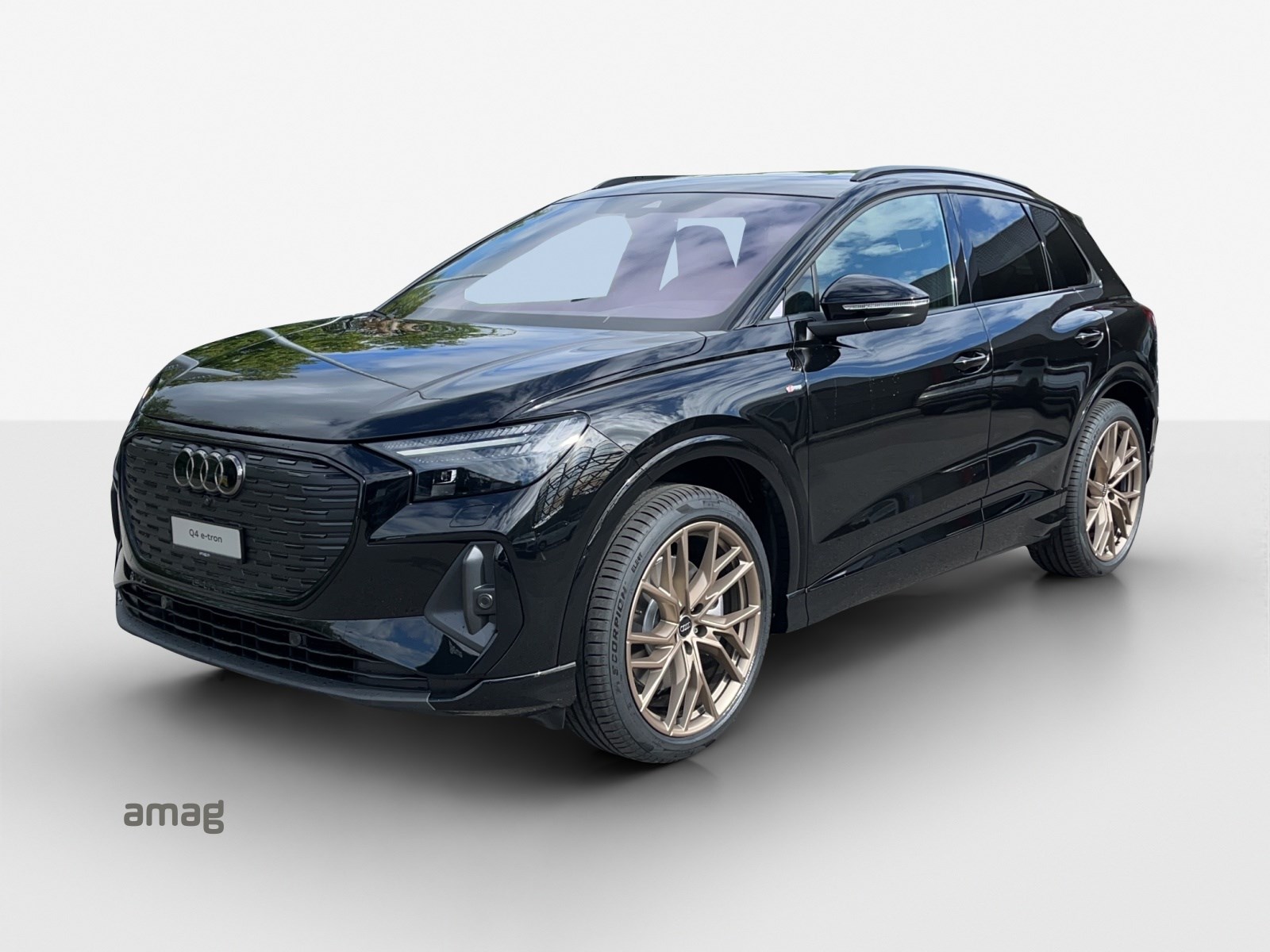 AUDI Q4 e-tron 55 quattro