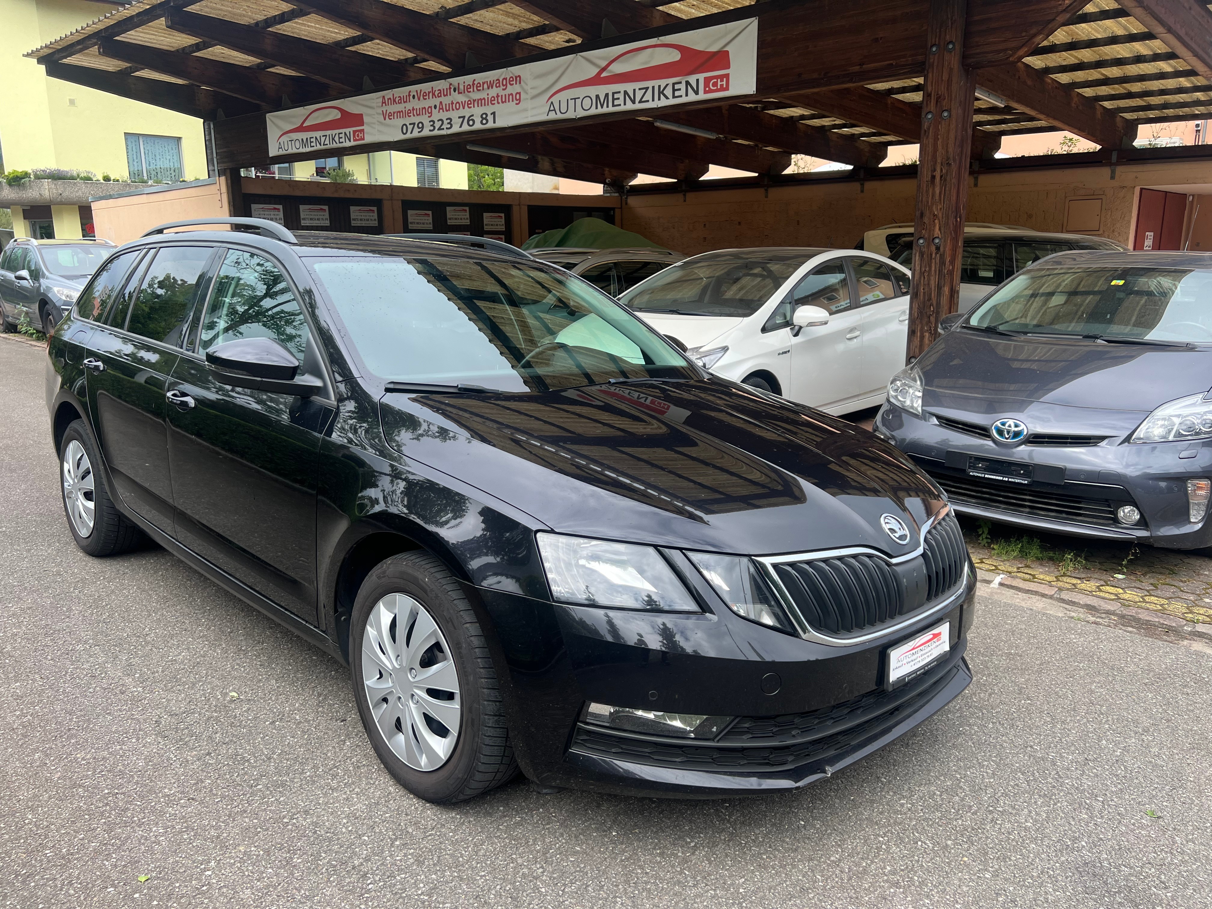 SKODA Octavia Combi 1.6 TDI Ambition DSG