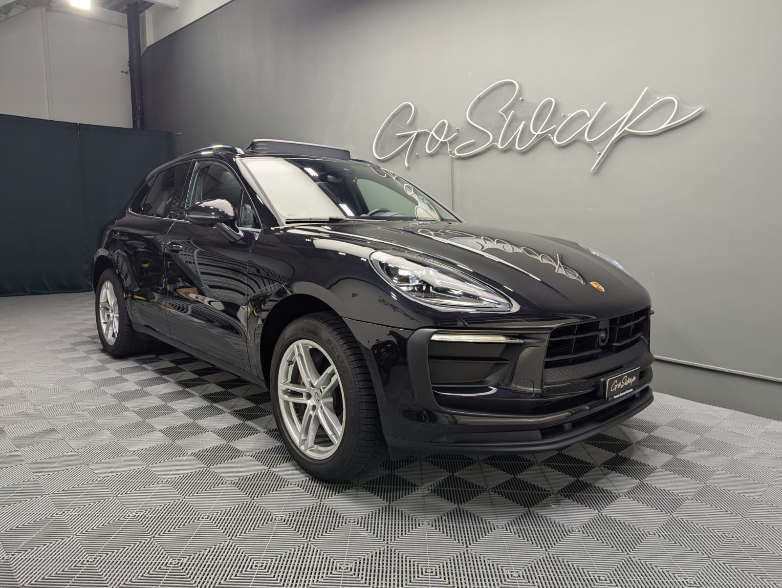 PORSCHE Macan PDK