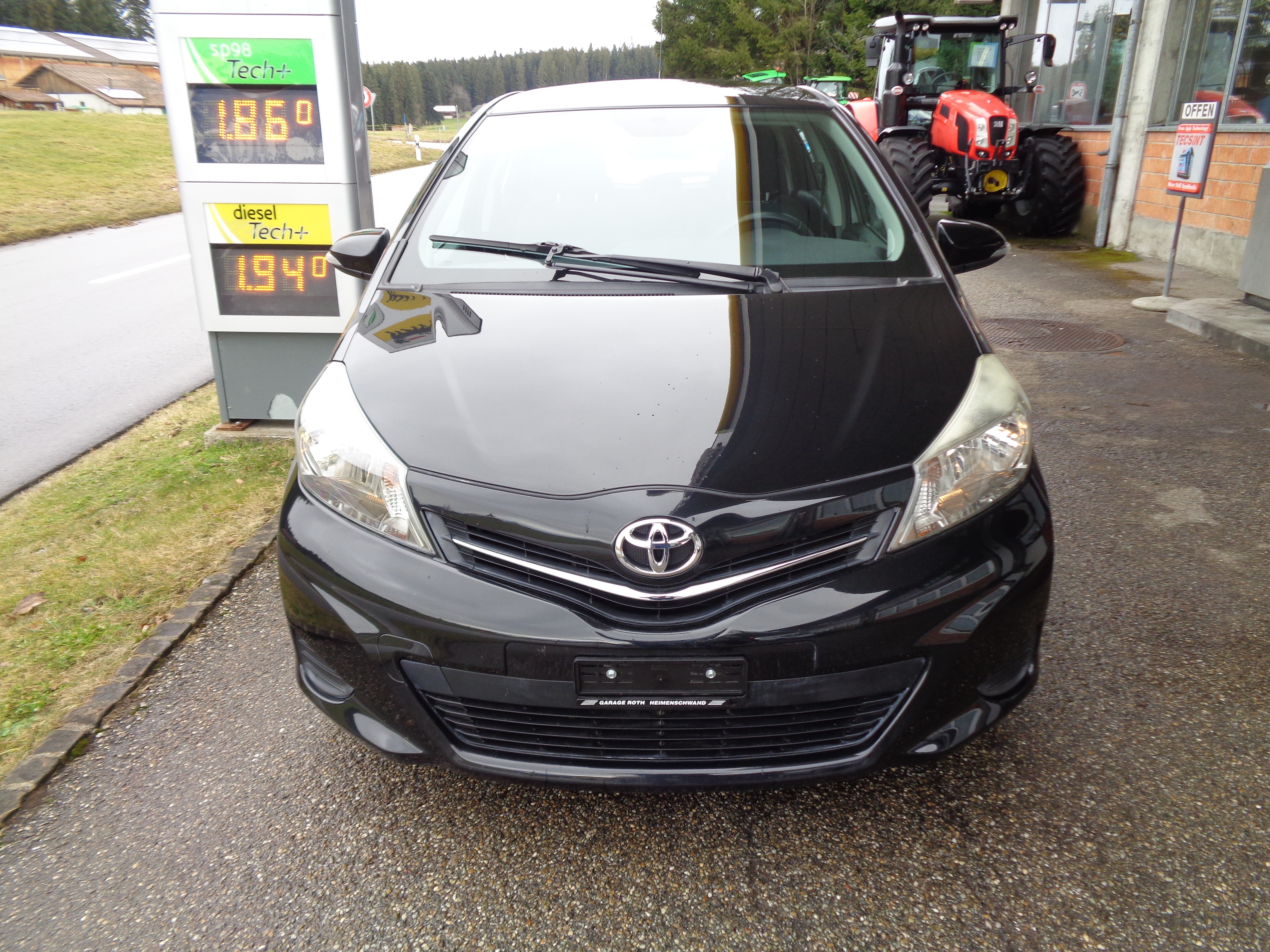 TOYOTA Yaris 1.33 Luna