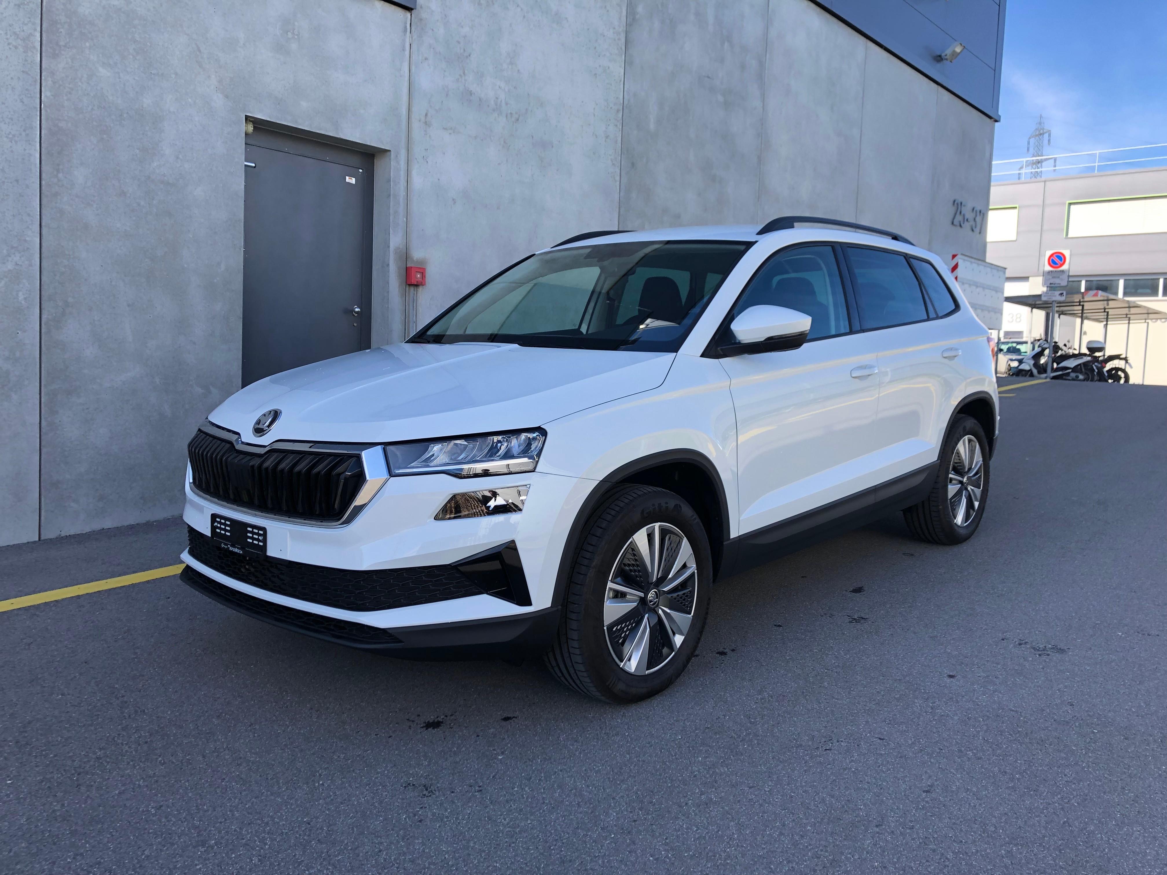 SKODA Karoq 2.0 TDI CR Ambition 4x4 DSG (23)