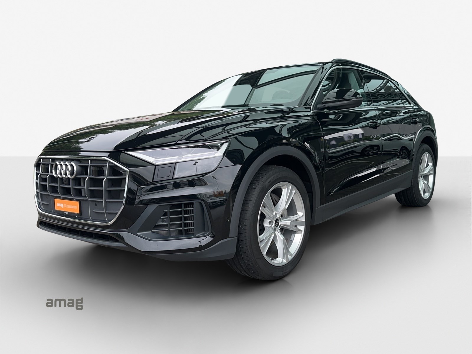 AUDI Q8 55 TFSI quattro tiptronic