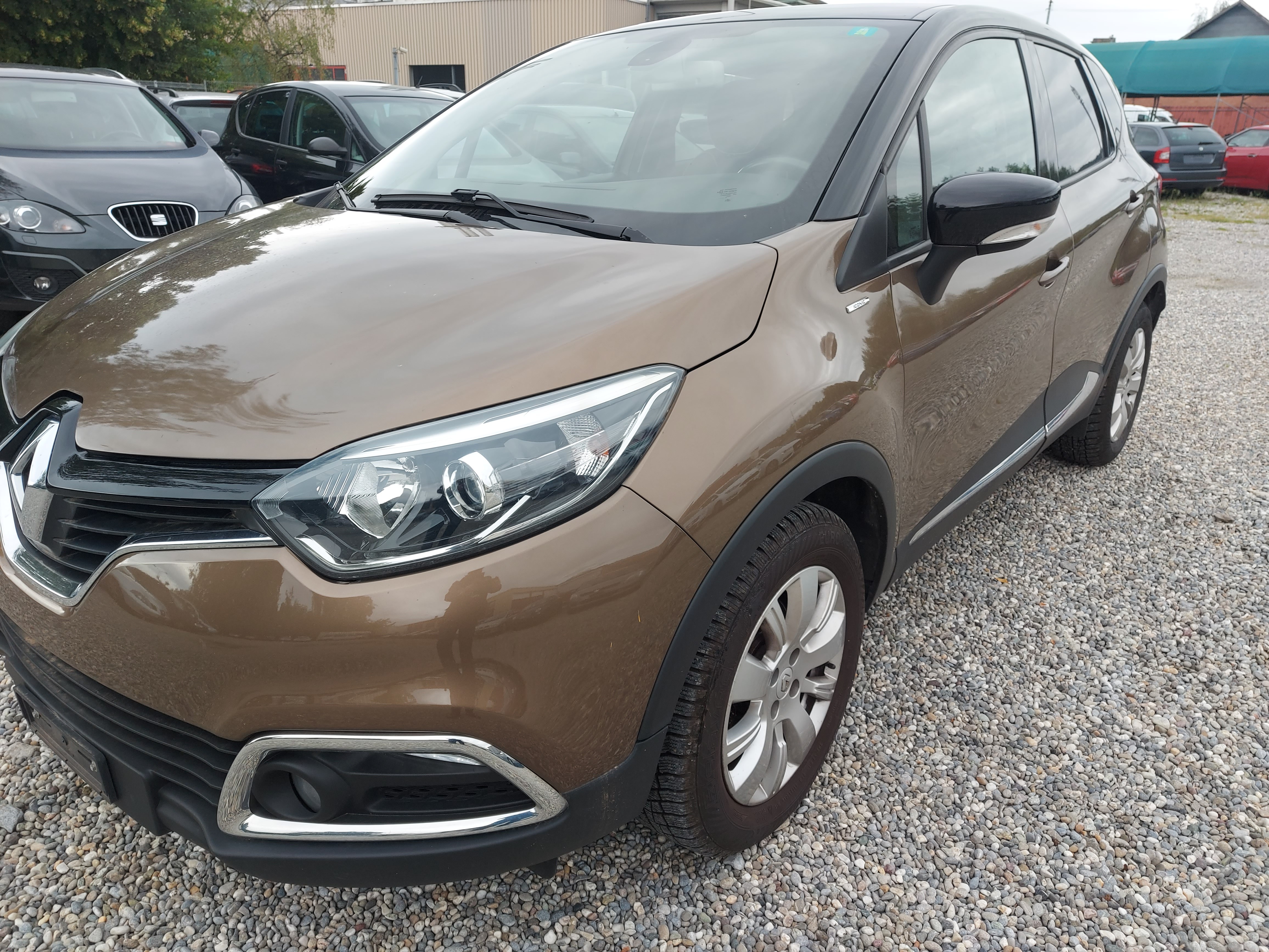 RENAULT Captur 1.2 T 16V Dynamique EDC