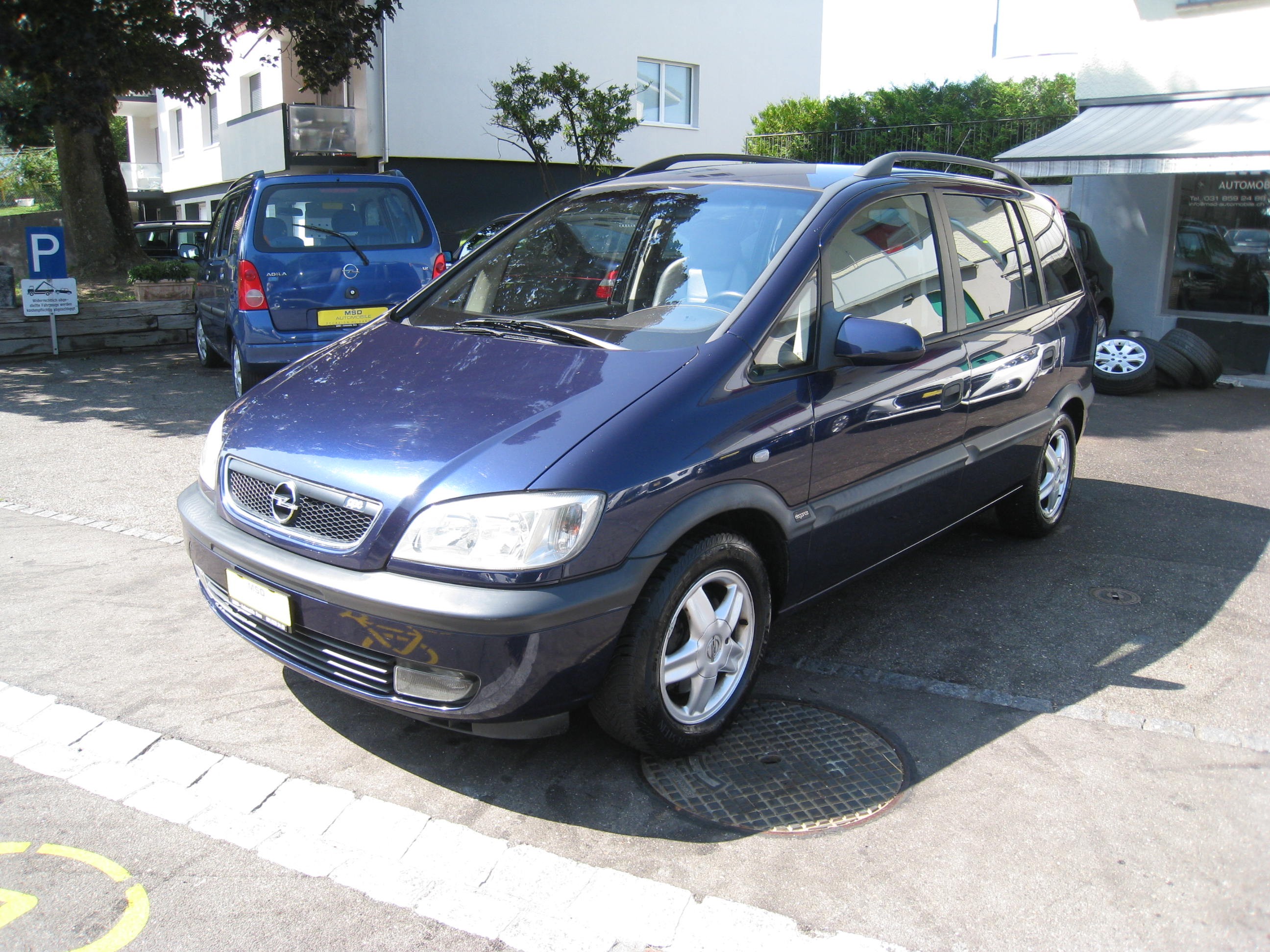 OPEL Zafira 2.2i 16V Elegance