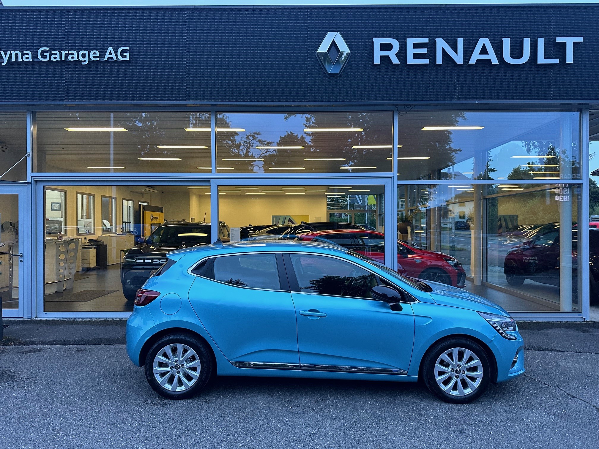 RENAULT Clio 1.0 Intens