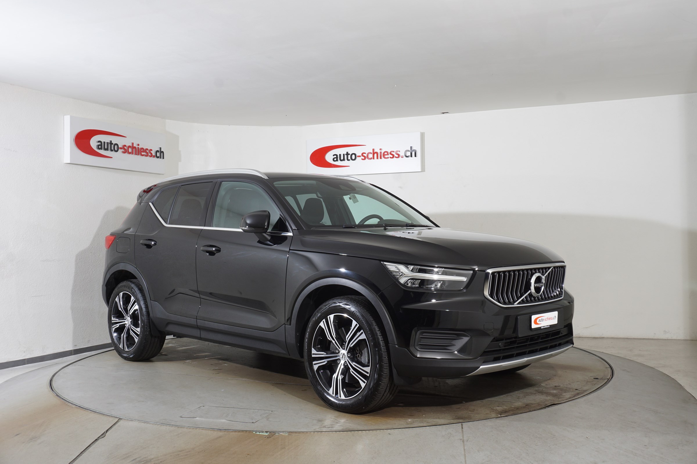 VOLVO XC40 T4 TwE Inscription Expression DCT