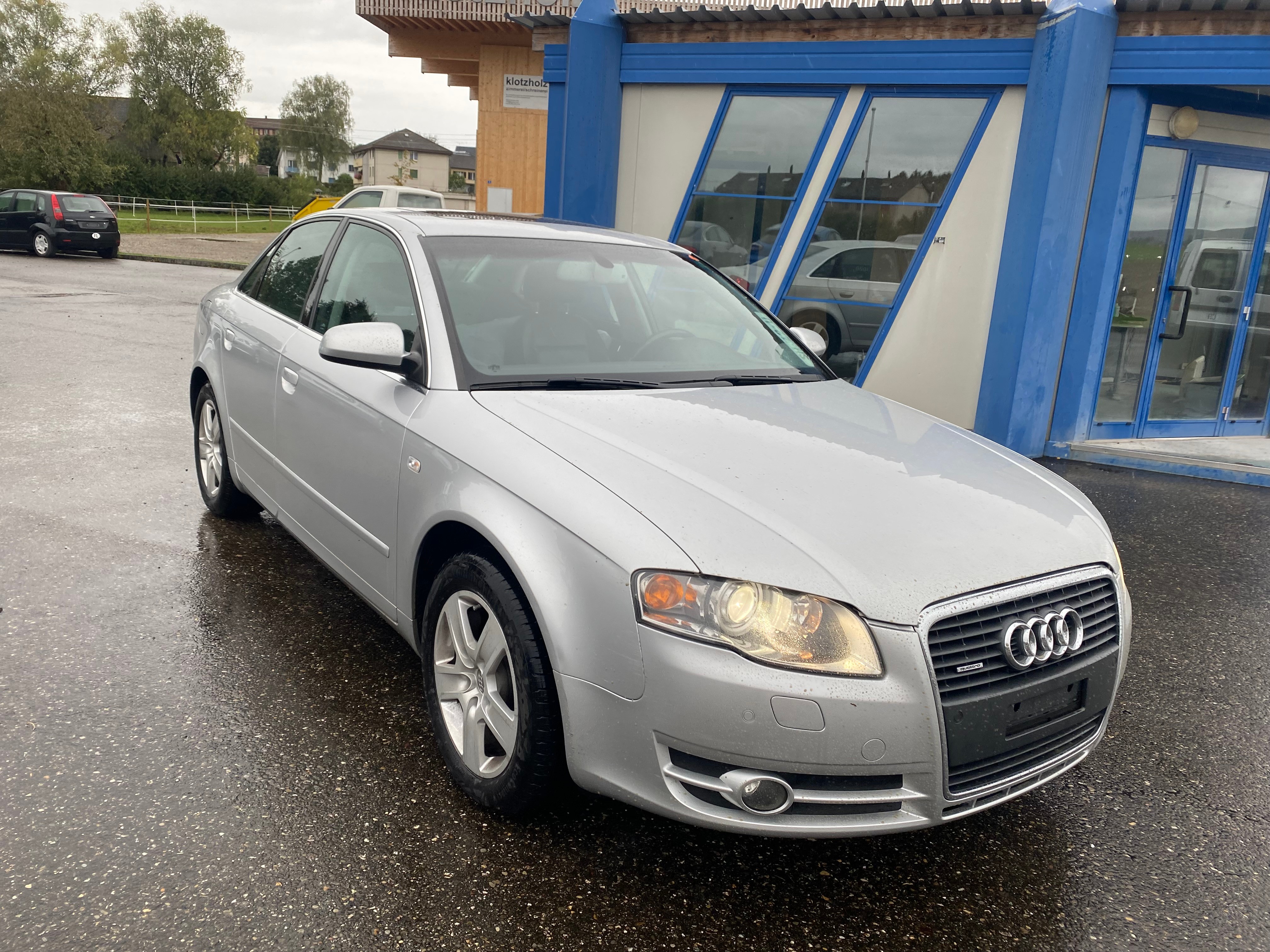 AUDI A4 3.2 FSI quattro