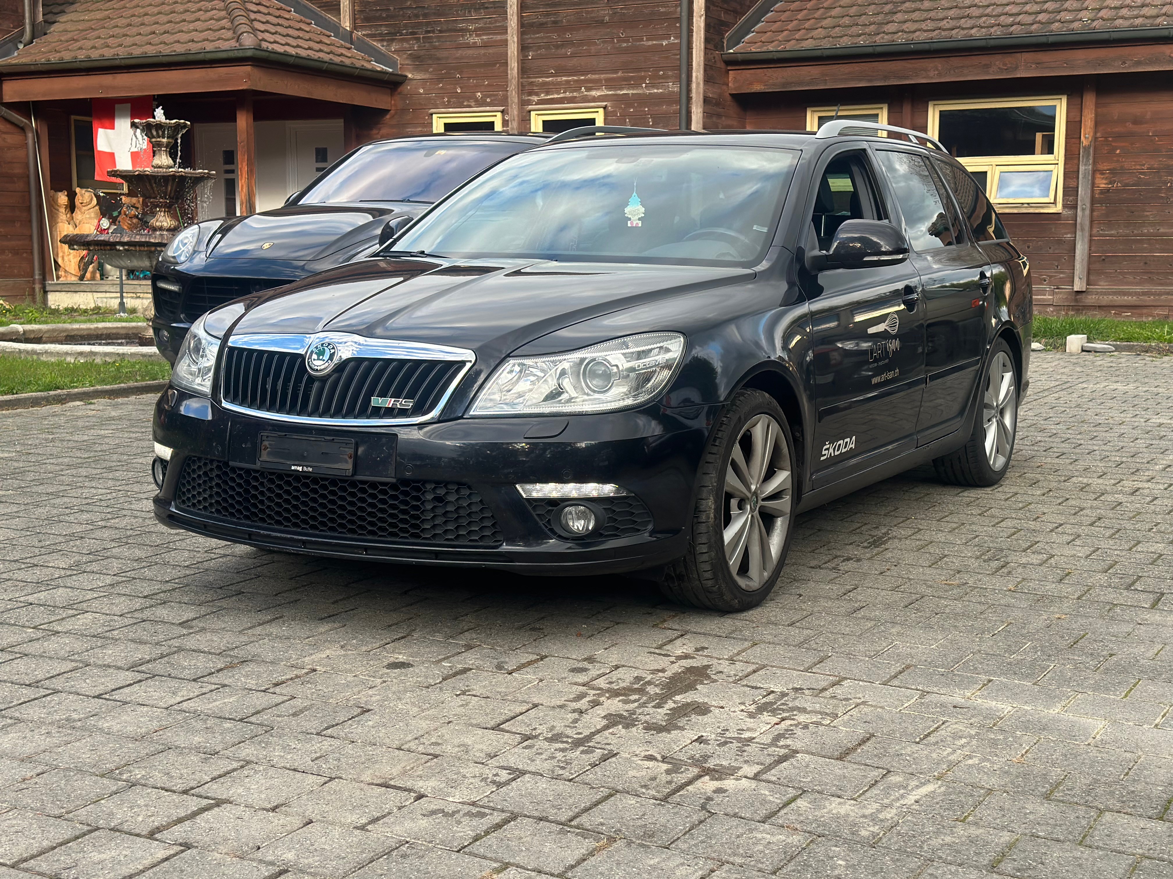 SKODA Octavia Combi 2.0 TSI RS DSG