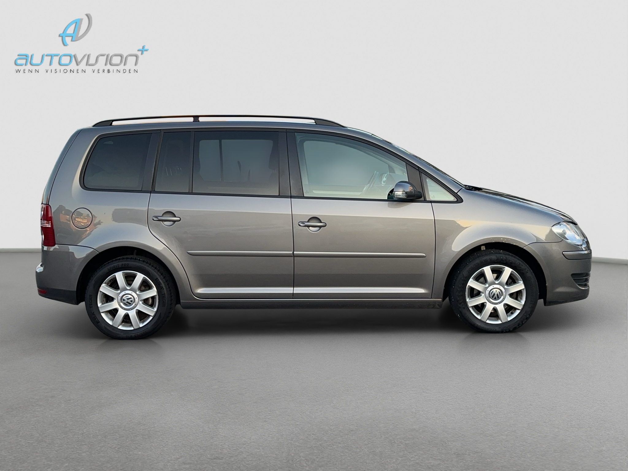 VW TOURAN 1.4 TSI TRENDLINE DSG AUTOMATIK l 140 PS