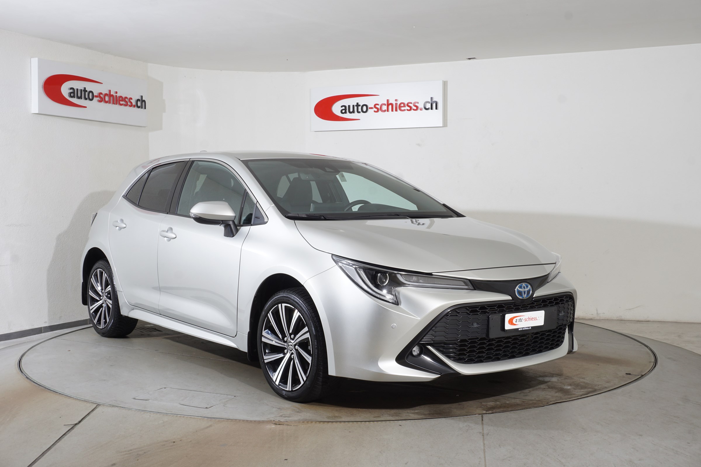 TOYOTA COROLLA 1.8 HSD Trend e-CVT