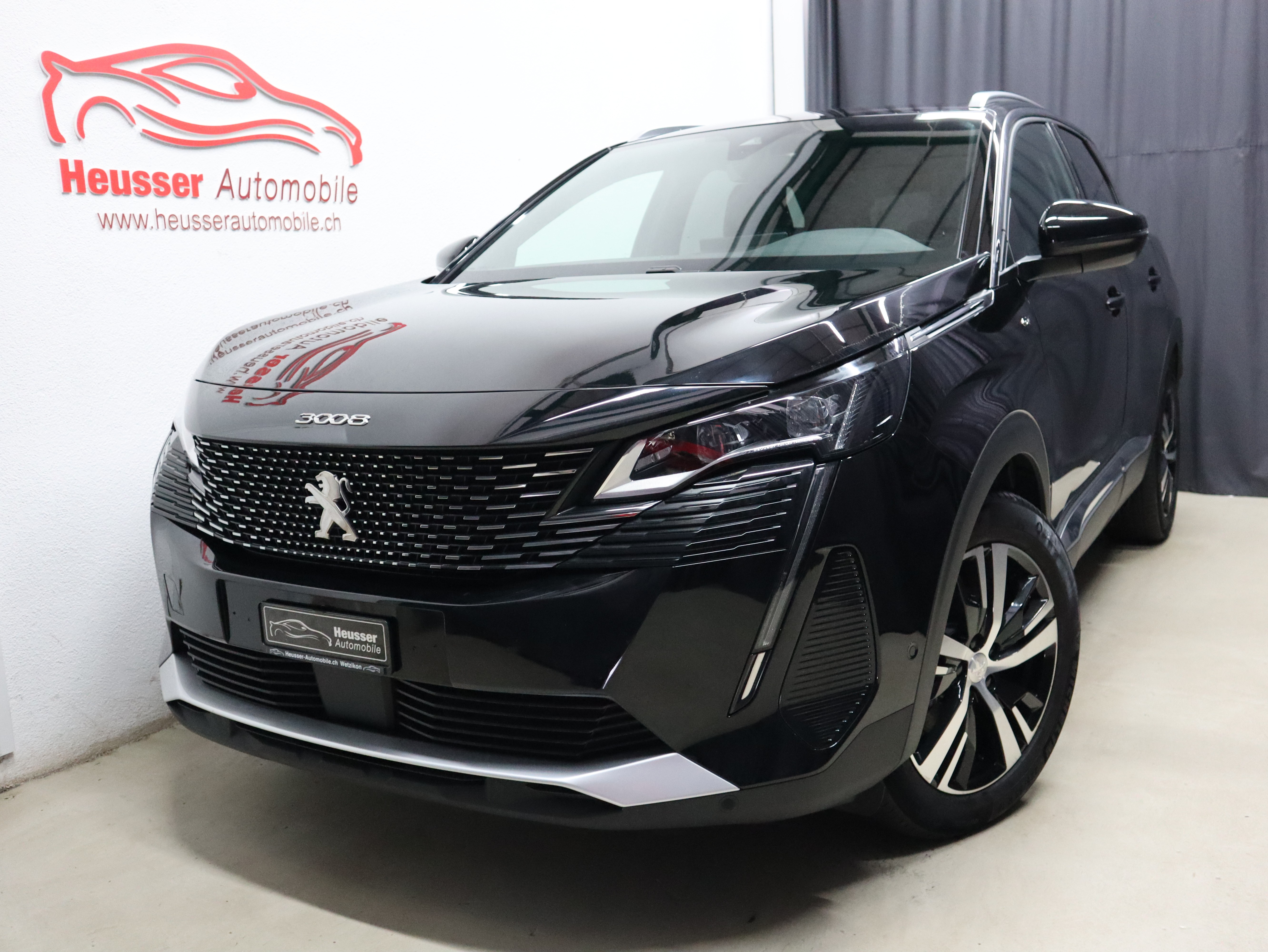 PEUGEOT 3008 1.5 BlueHDi GT EAT8 - Navi - Digital Cockpit - AHK - Kamera - 130 PS