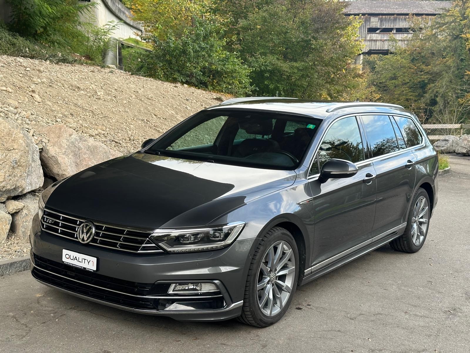 VW Passat Variant 2.0 TDI BMT Sport DSG 4Motion R-Line