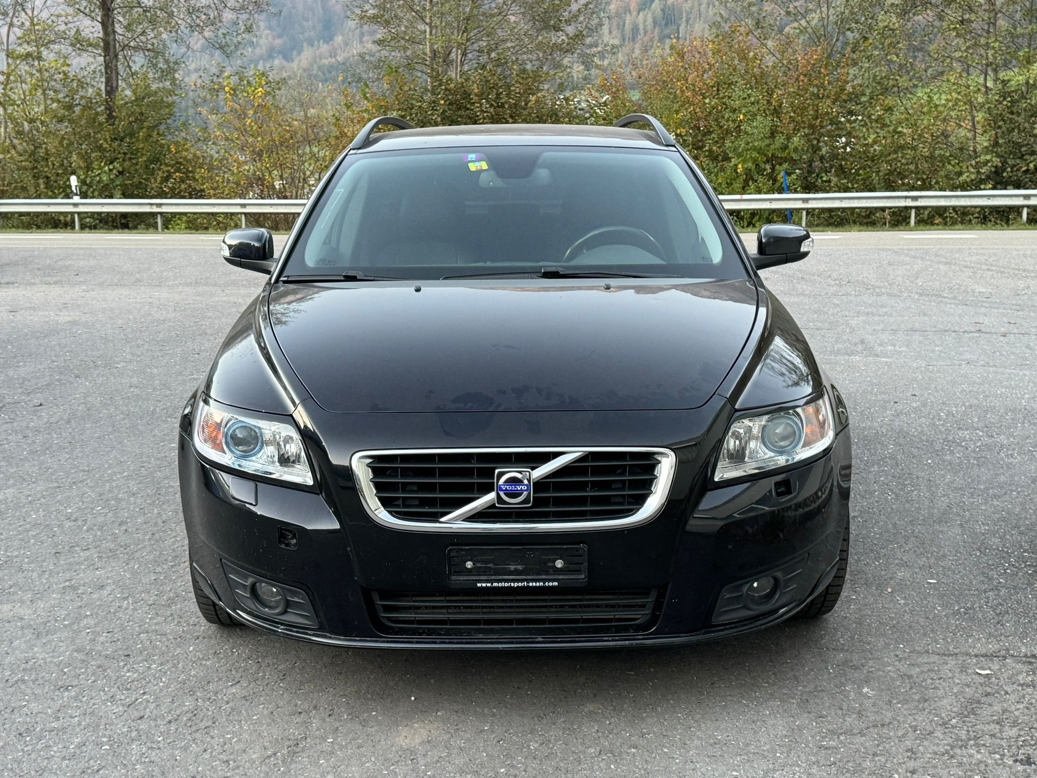 VOLVO V50 D5 Momentum