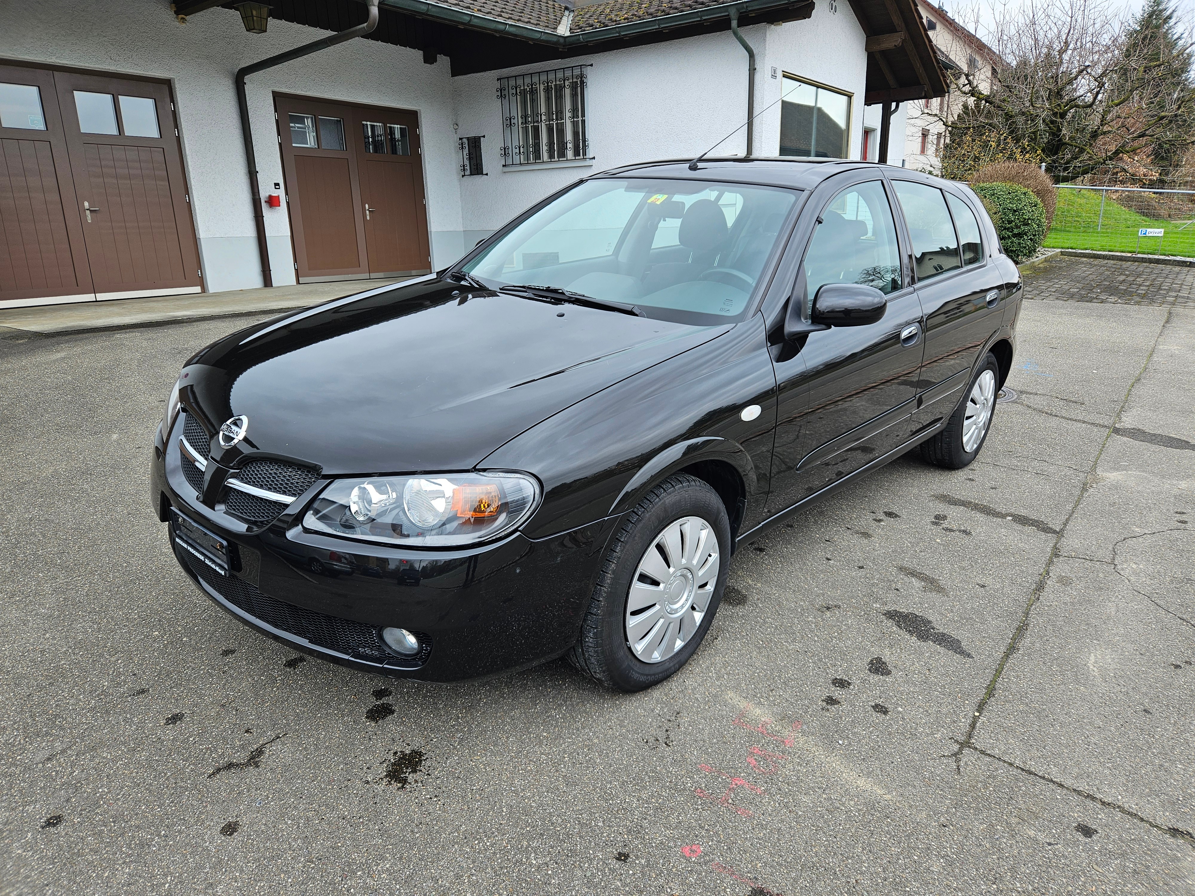 NISSAN Almera 1.8 16V business sport