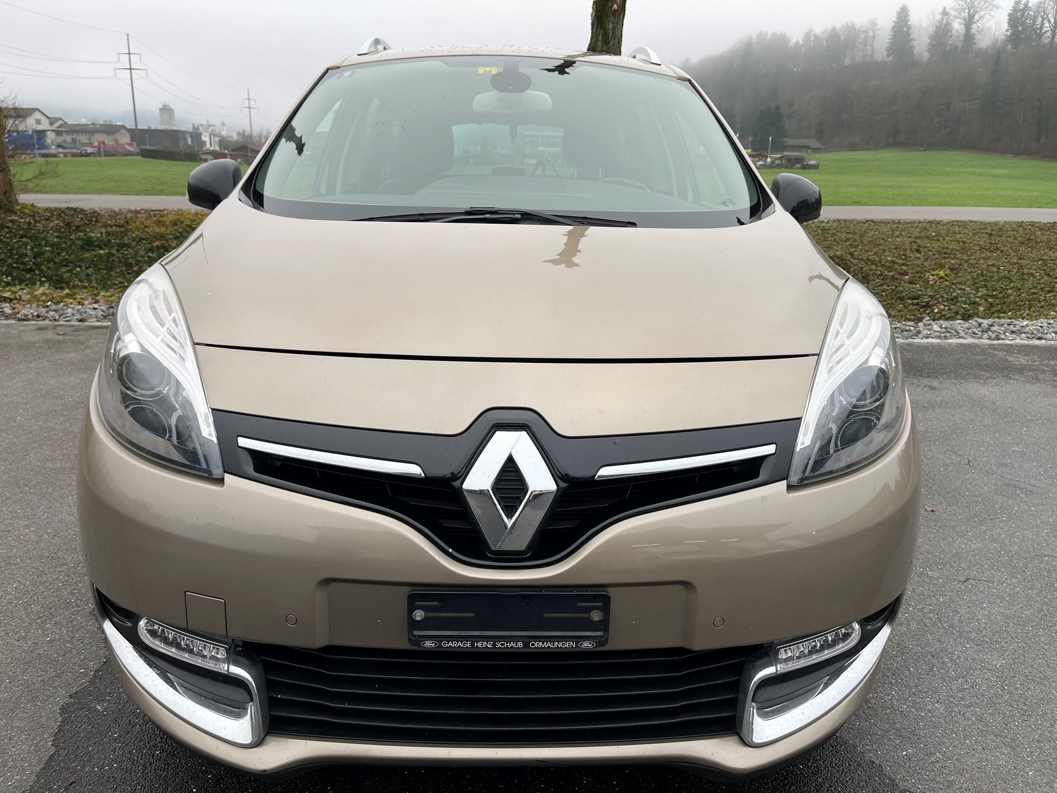 RENAULT Grand Scénic 1.2 16V Turbo Bose