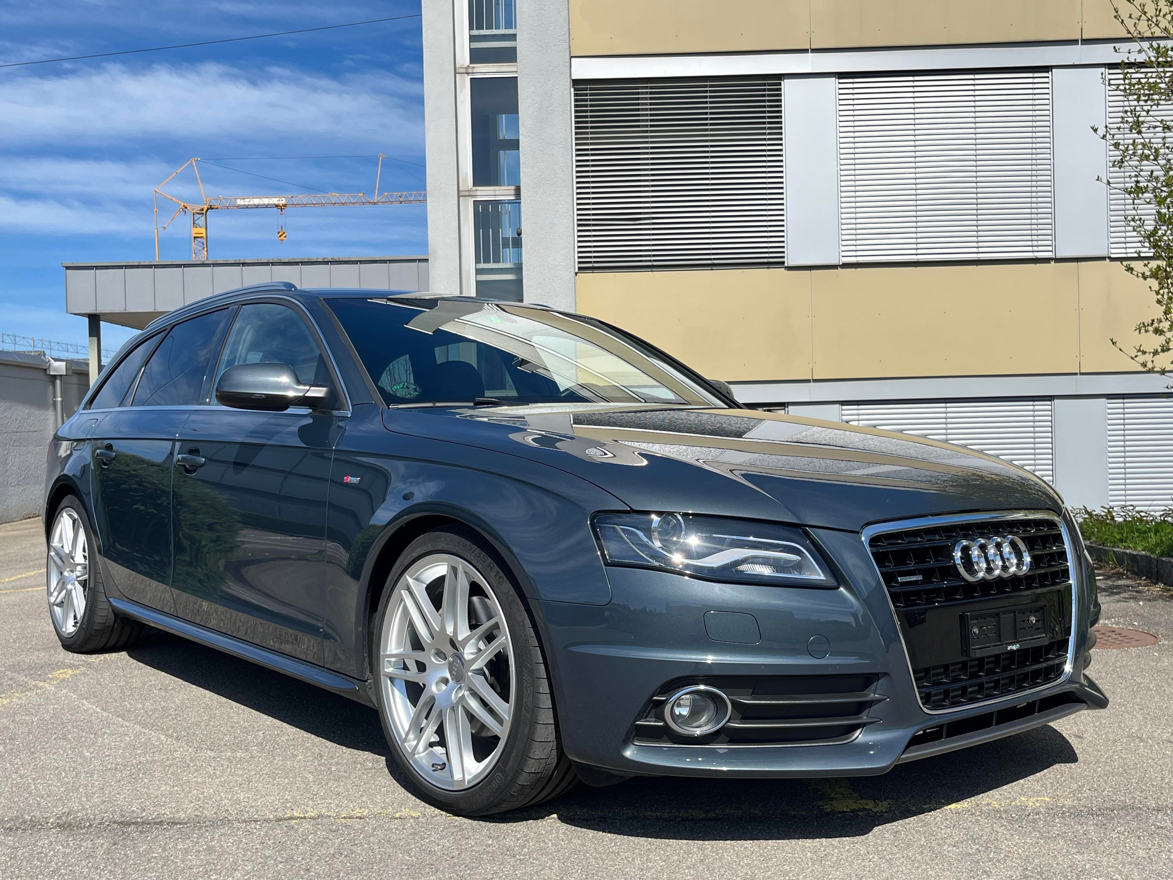 AUDI A4 Avant 3.0 TDI quattro S-tronic