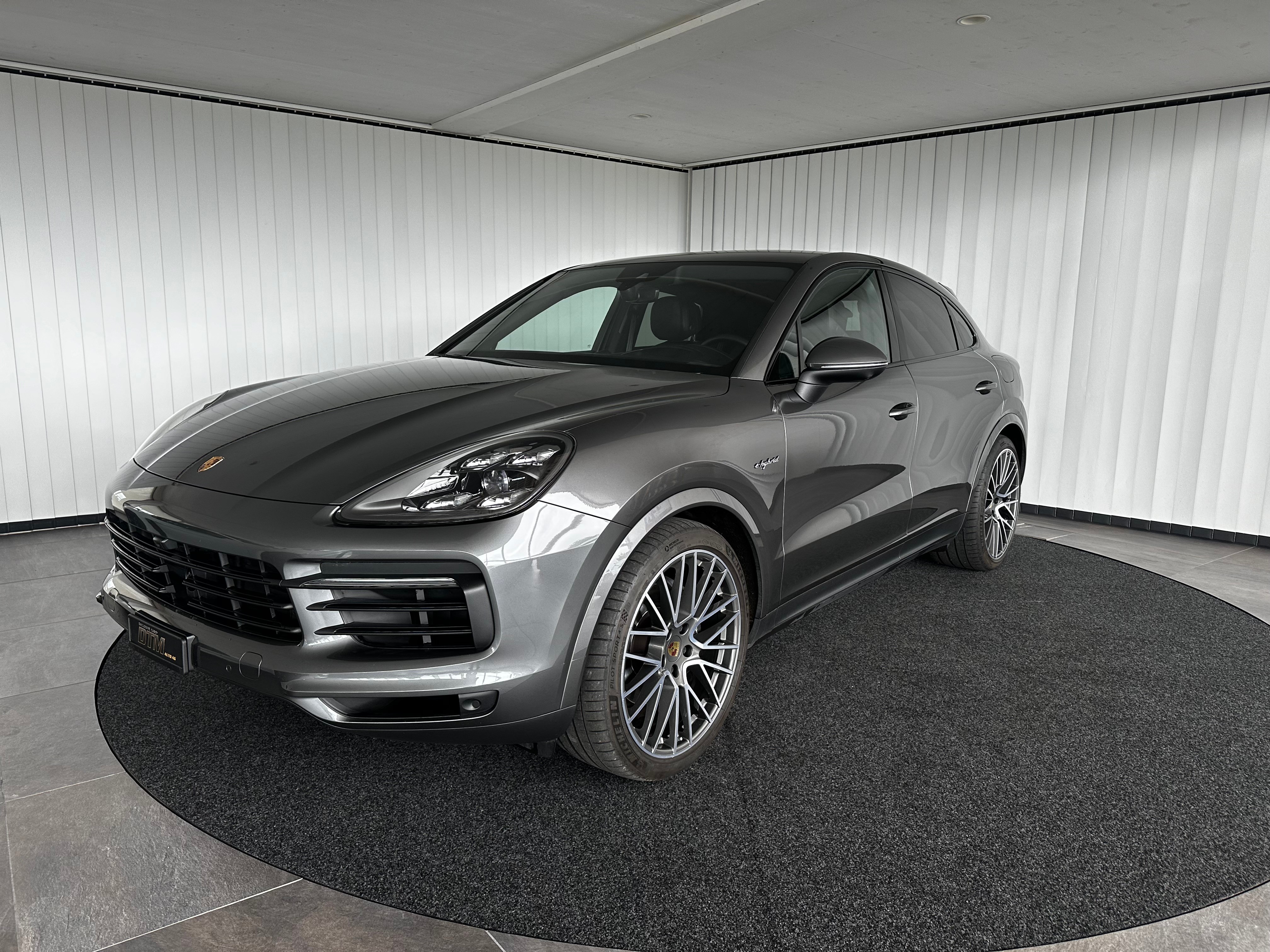 PORSCHE Cayenne Coupé E-Hybrid