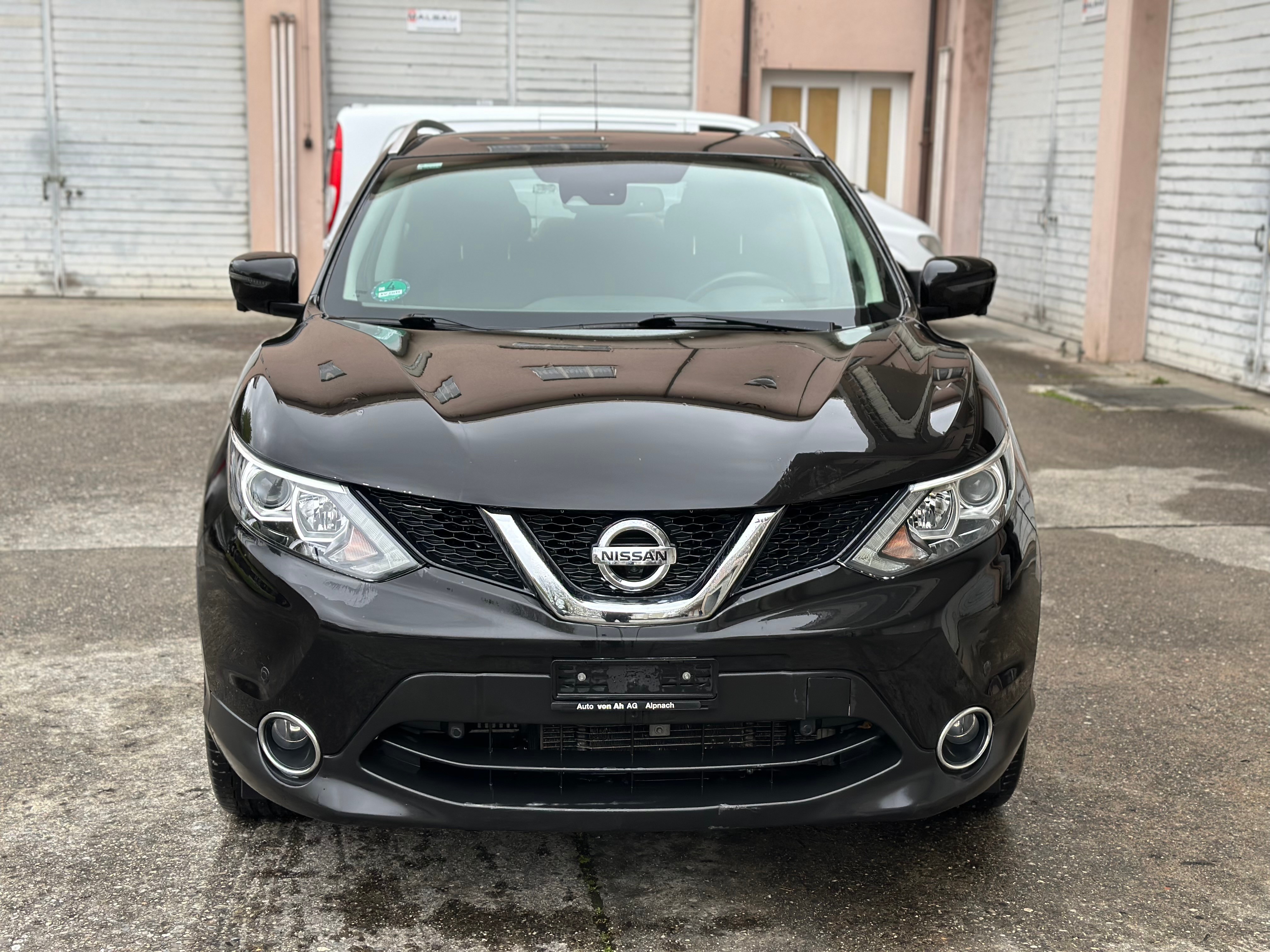 NISSAN Qashqai 1.2 DIG-T Swiss Edition Premium Xtronic