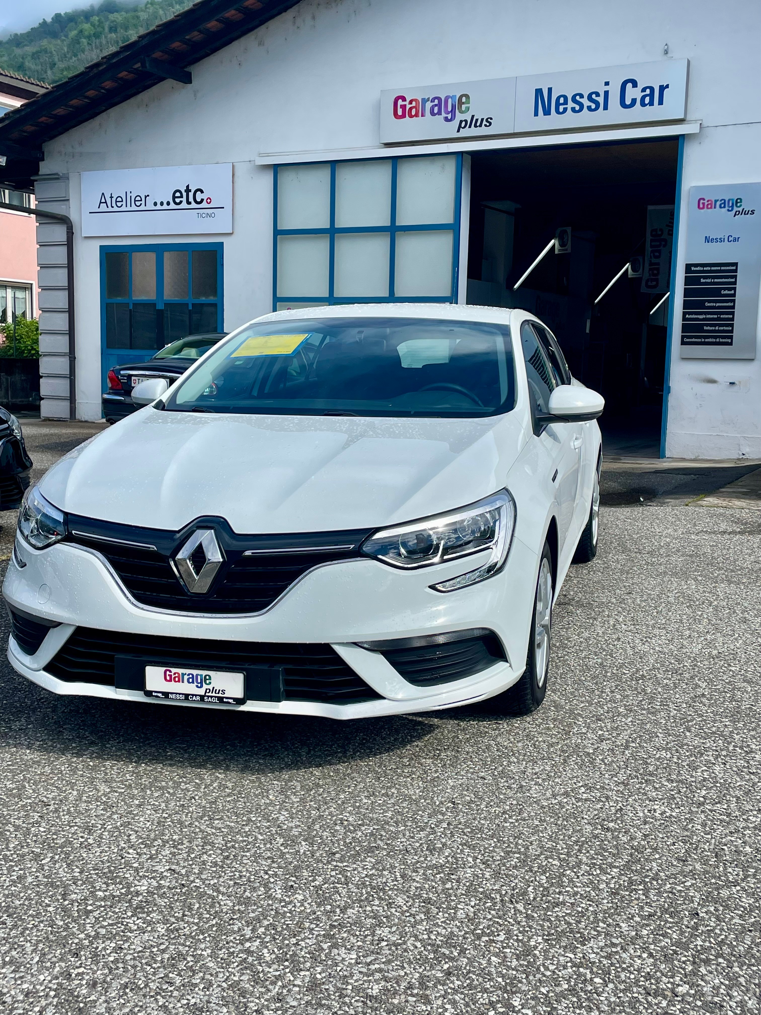 RENAULT Mégane Grandtour 1.2 16V Turbo Business Line