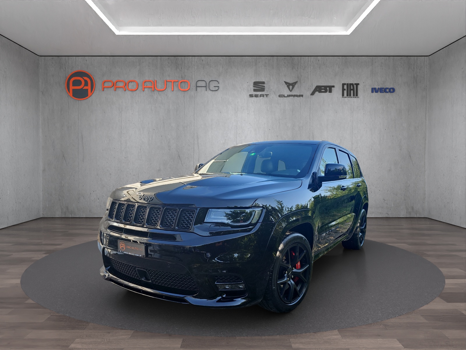 JEEP Grand Cherokee 6.4 V8 HEMI SRT8 Automatic