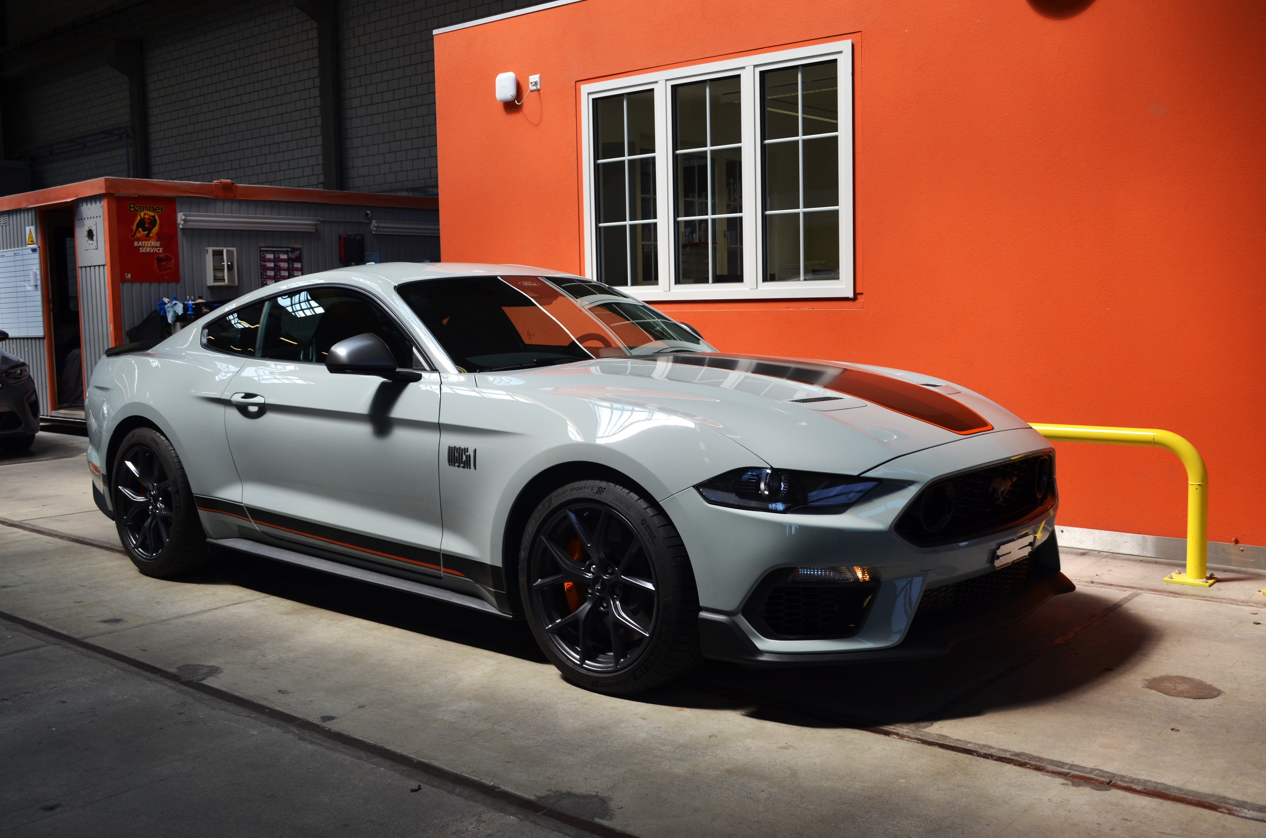 FORD Mustang Fastback 5.0 V8 Mach 1