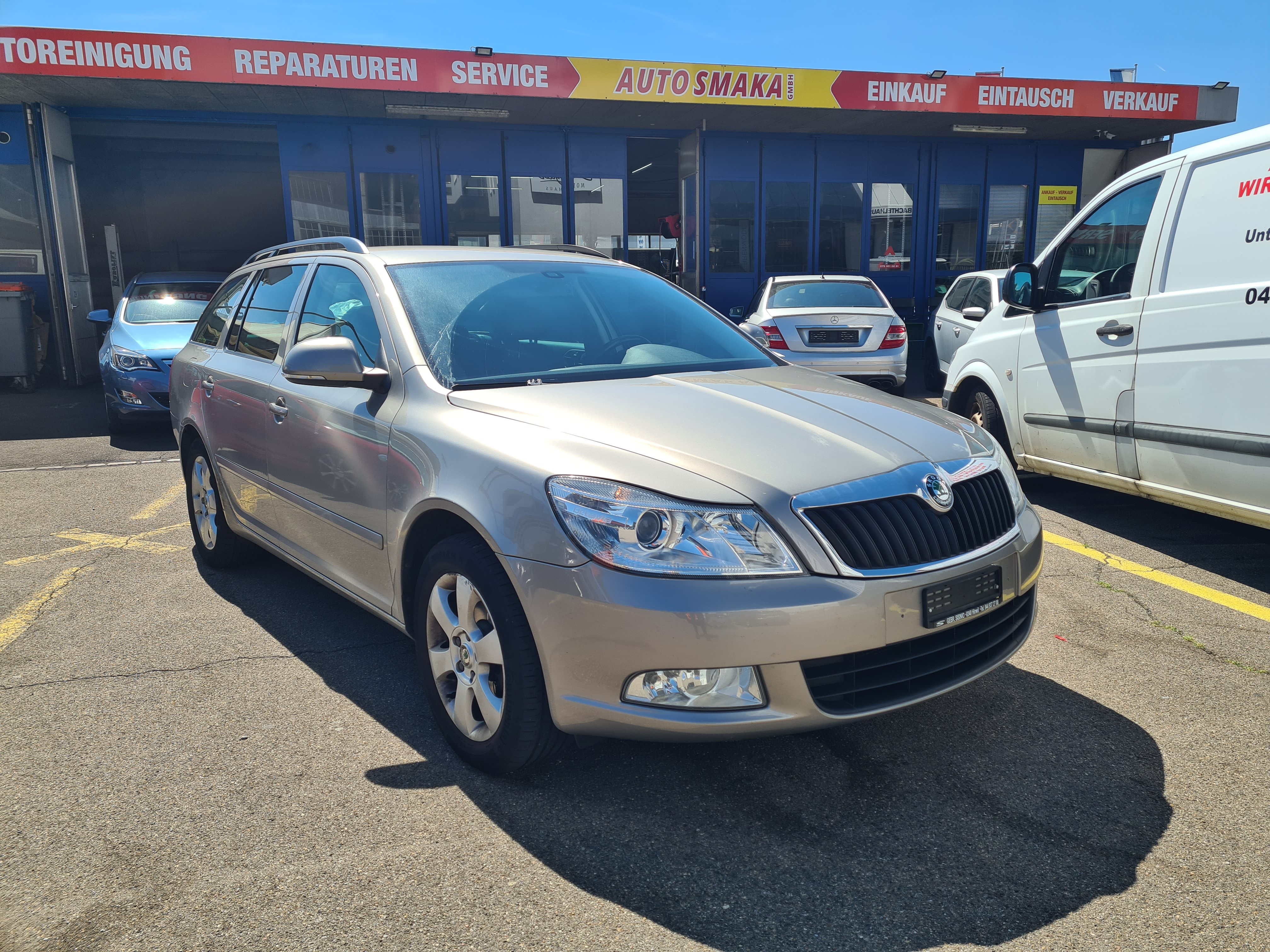 SKODA Octavia Combi 1.8 TSI Ambiente