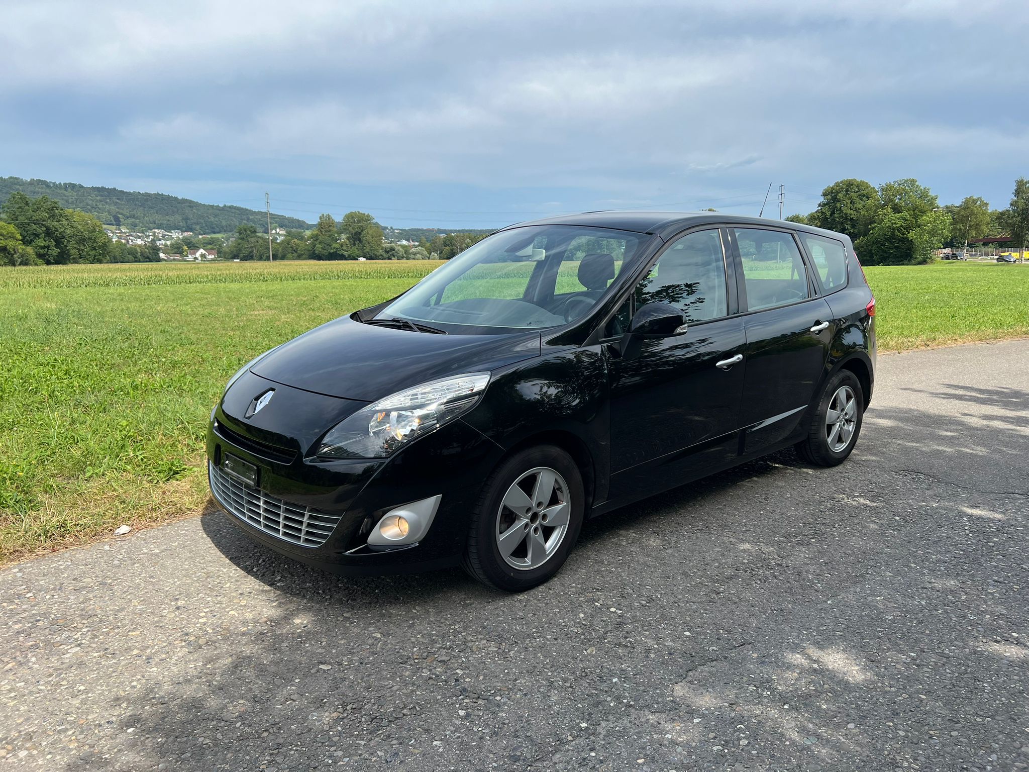 RENAULT Grand Scénic 1.4 16V Turbo Dynamique