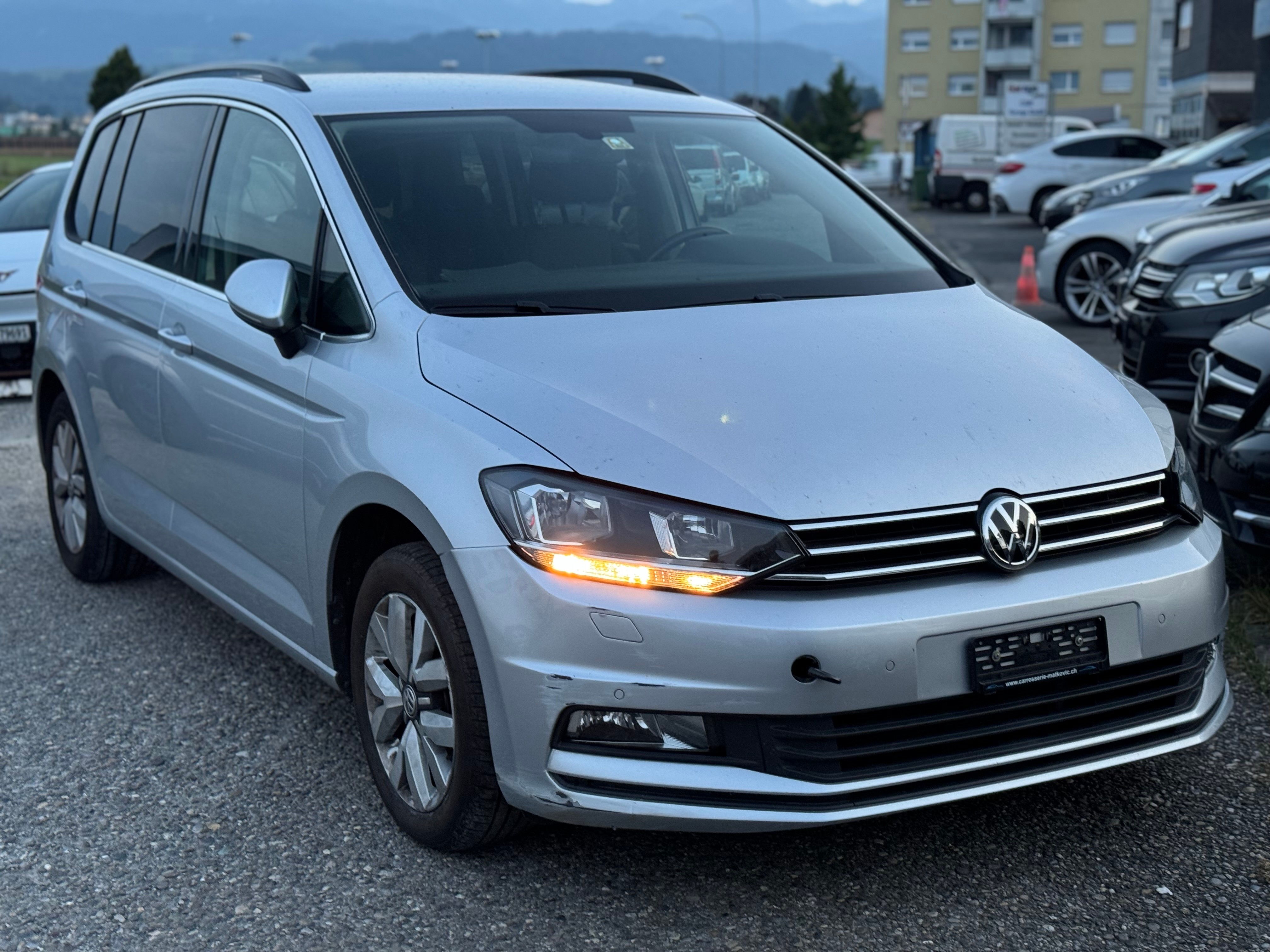 VW Touran 1.6 TDI BlueMotion Technology Trendline DSG