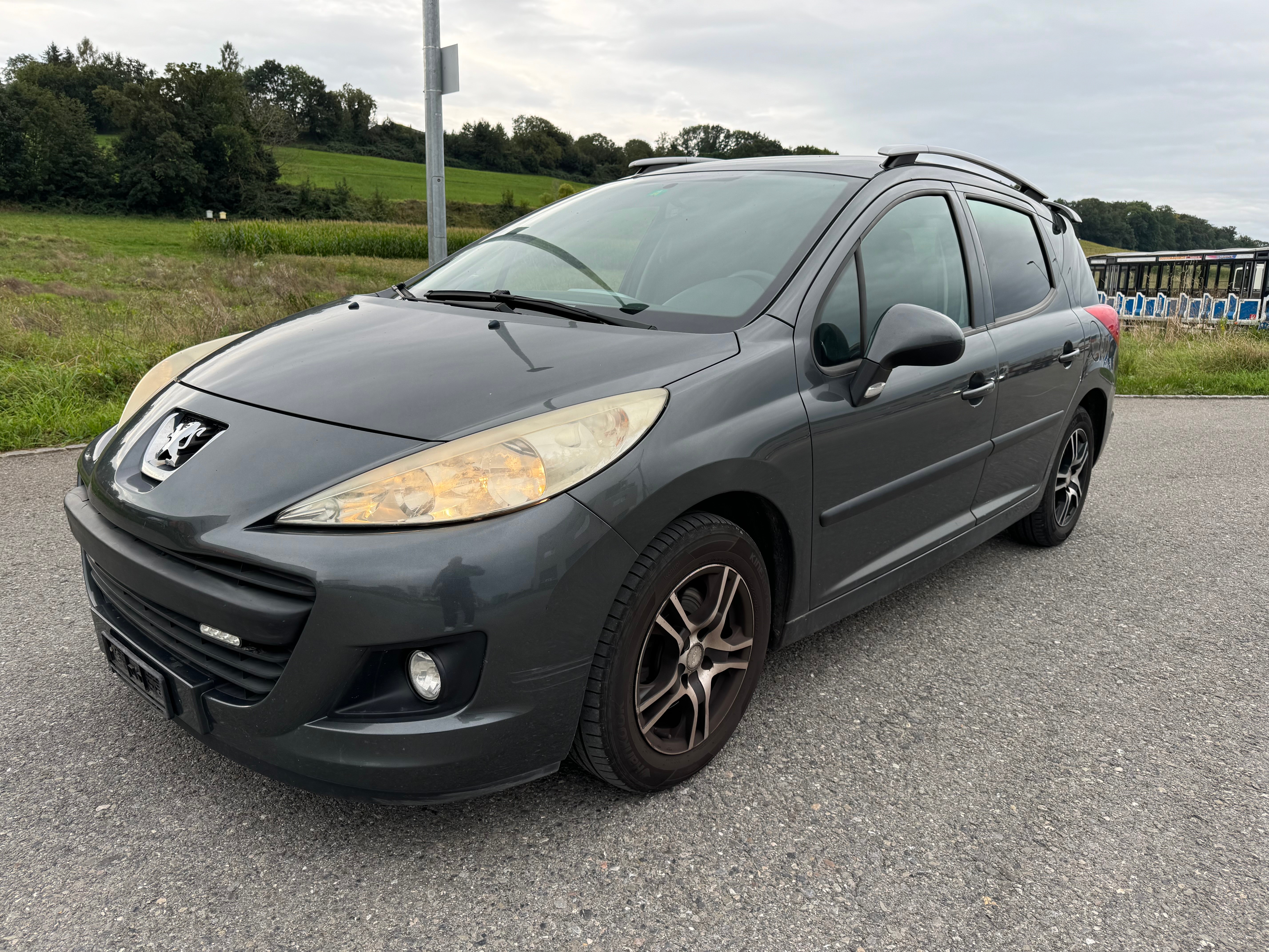 PEUGEOT 207 SW 1.4 16V Sport